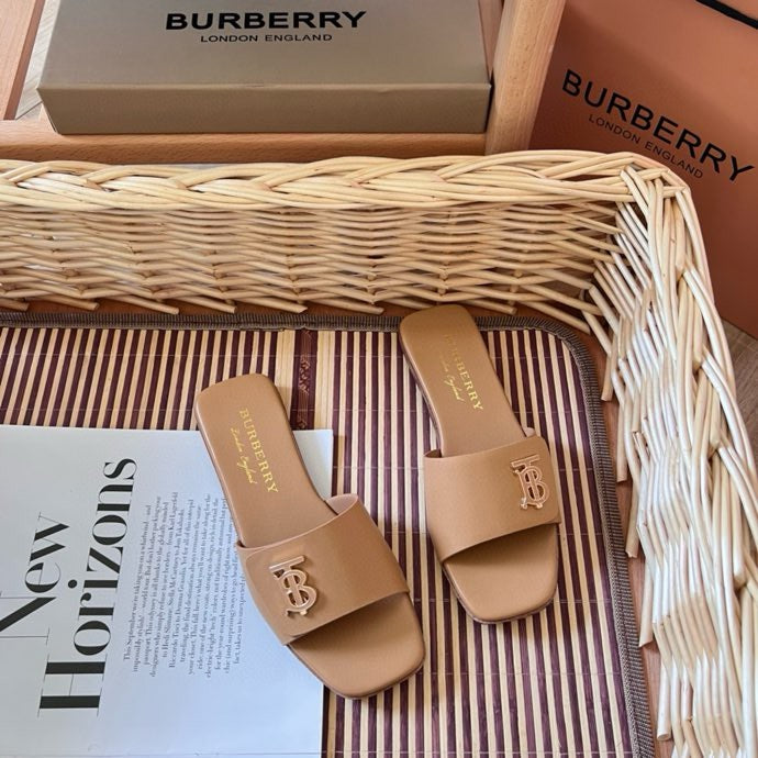 14R188ZDE Stylish Slippers