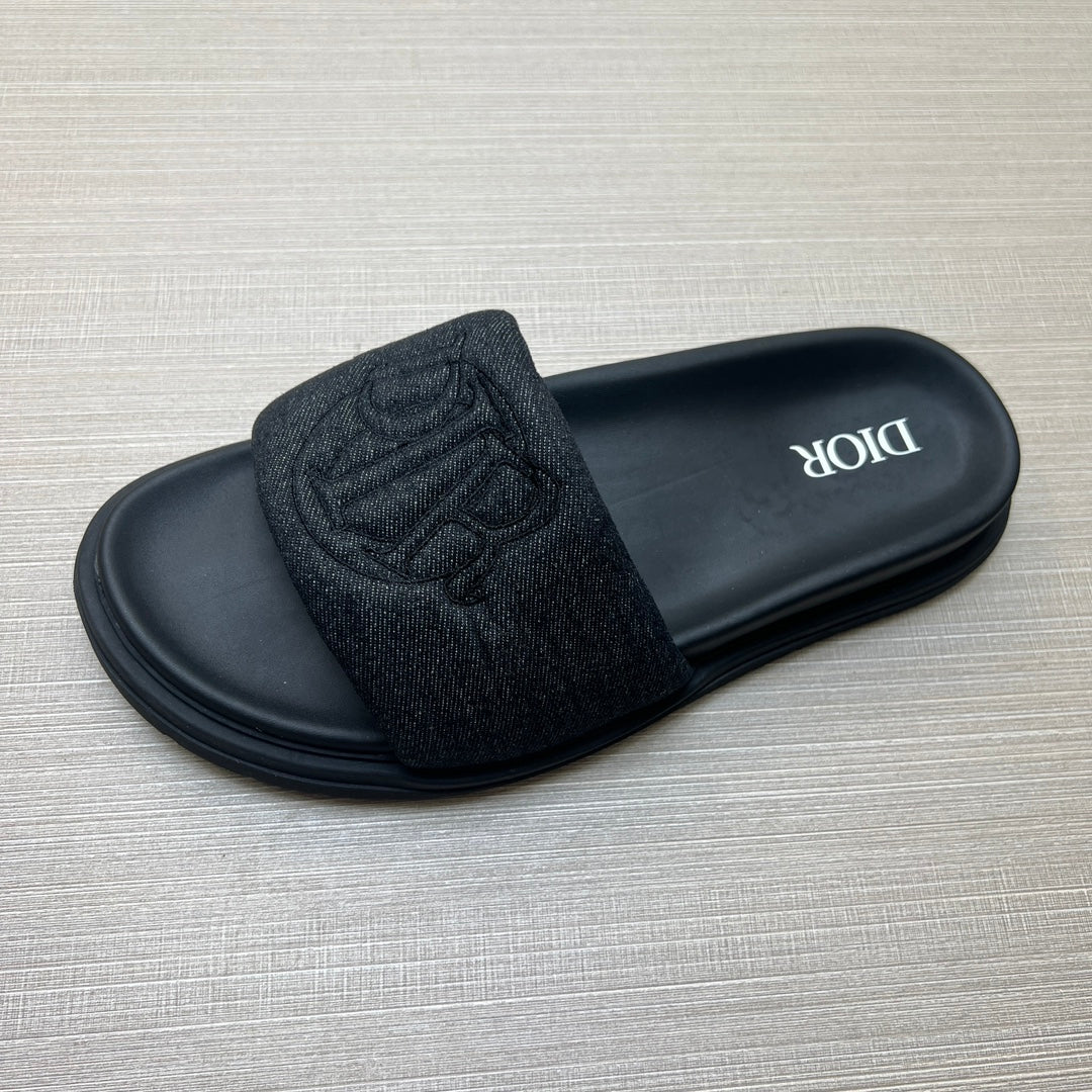 54D168ZDE Stylish leather slippers