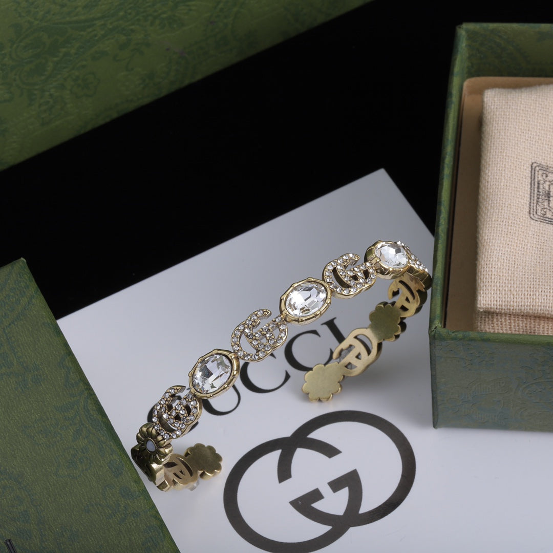 14B397KDE Stylish Bracelets