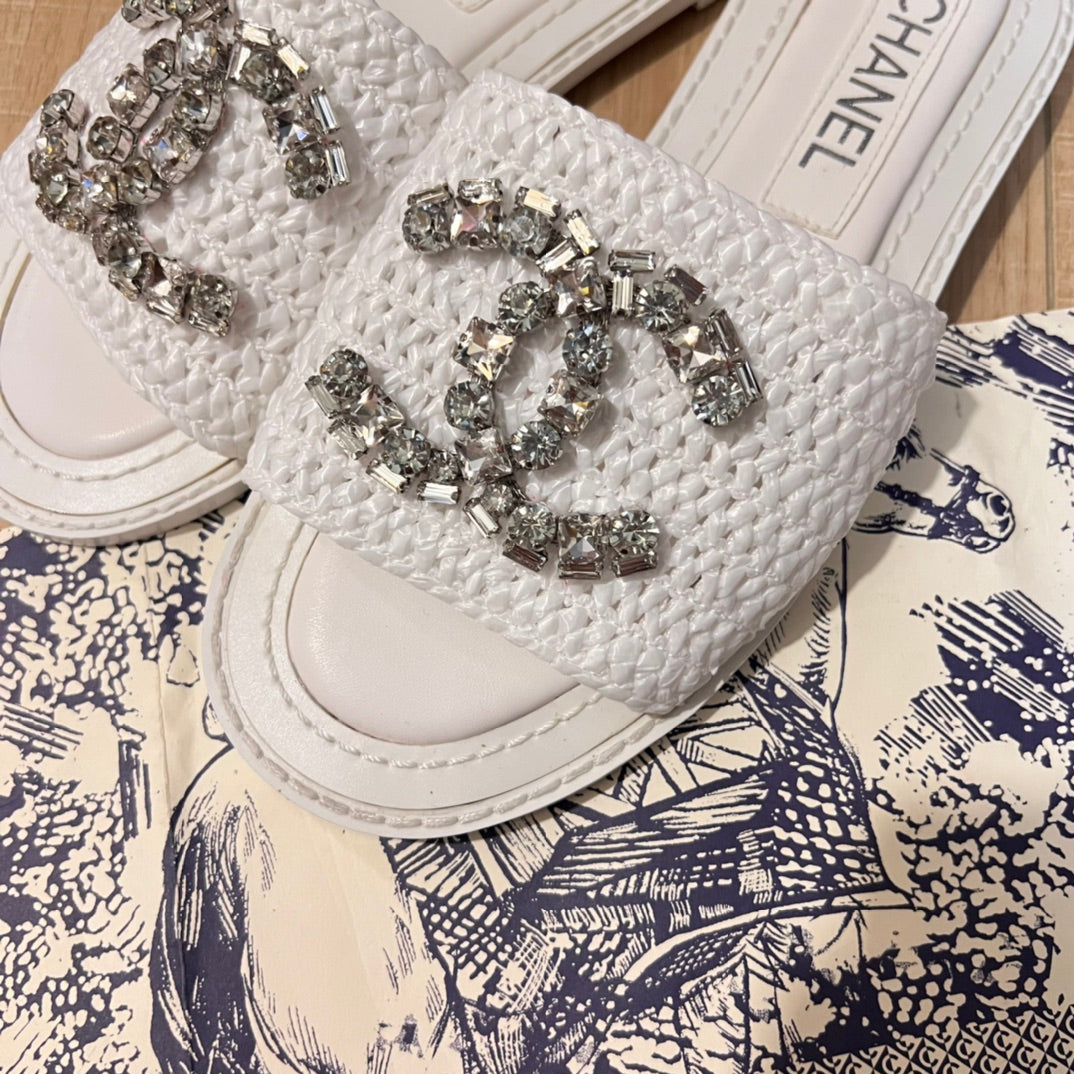 14C179ZDE Stylish Slippers