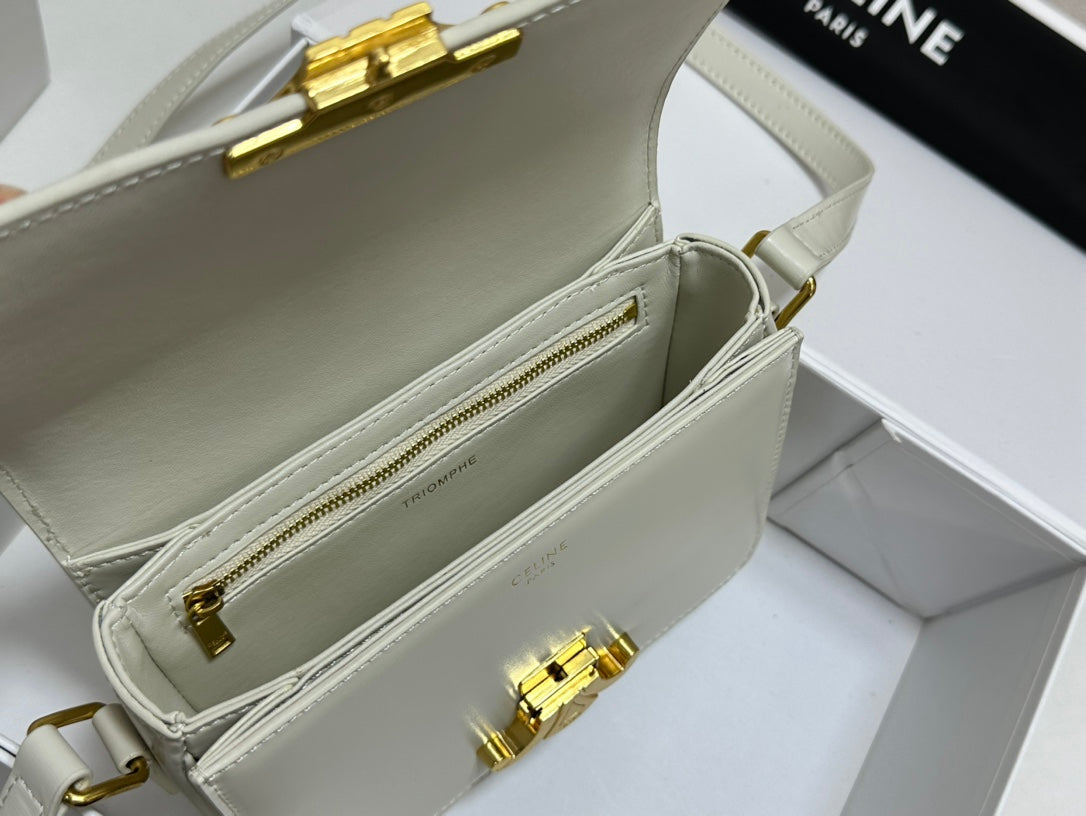 1WN61BDE Stylish leather bag