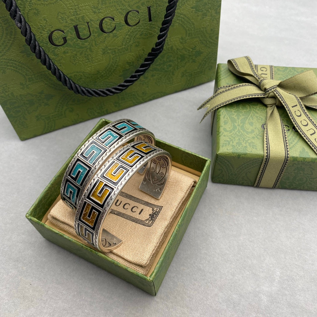 14B398KDE Stylish Bracelets