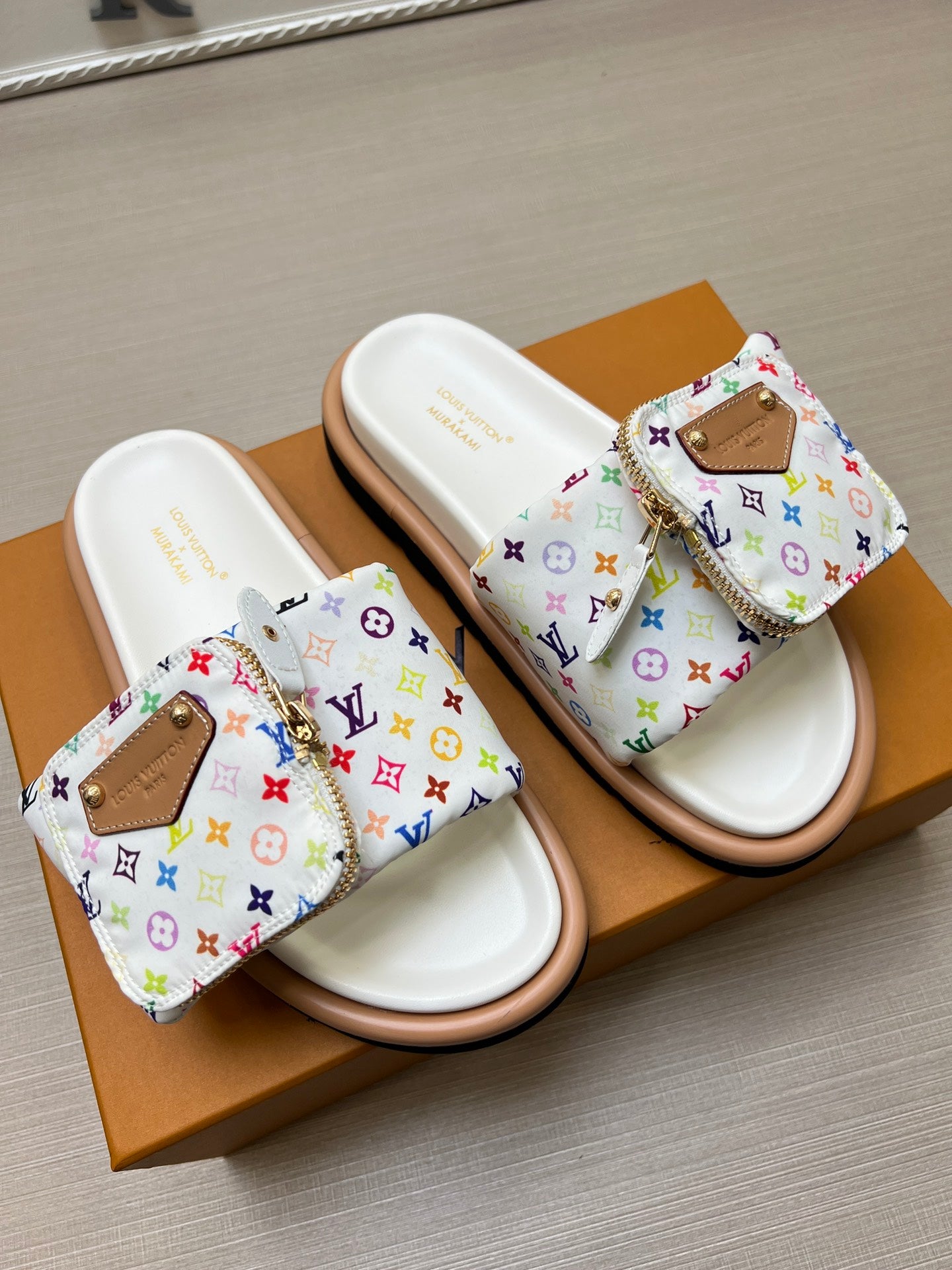 5LE219ZDE Stylish Slippers