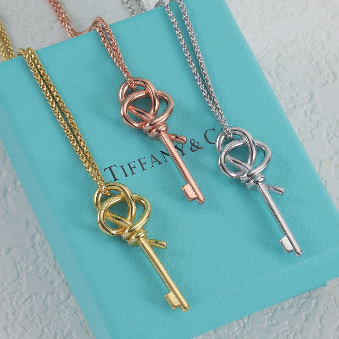 14T633KDE Stylish Necklaces