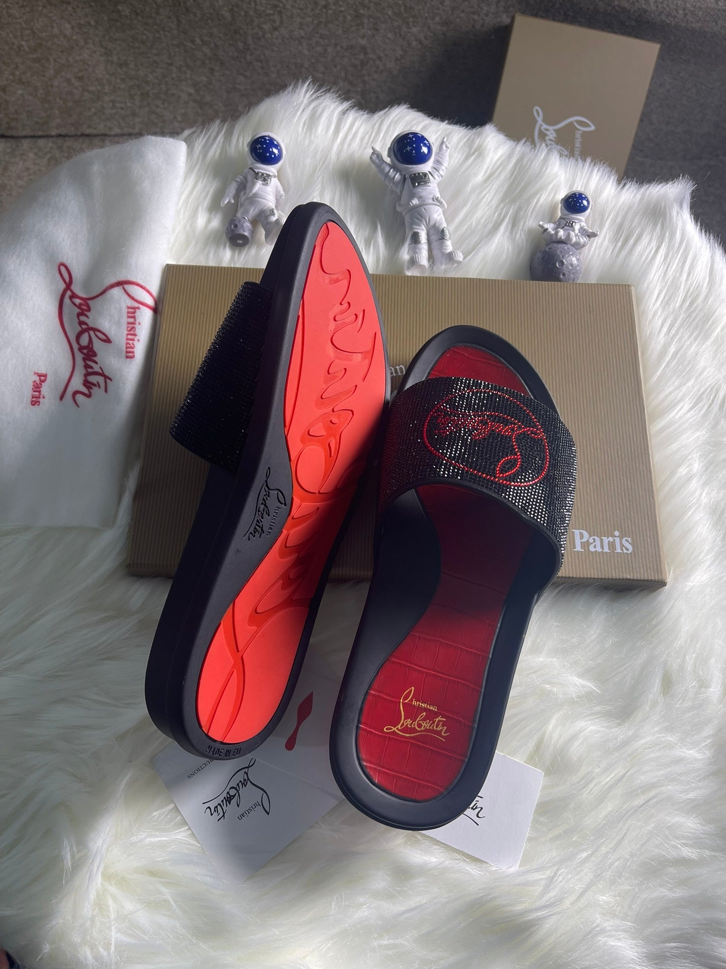 J4A23ZDE Stylish Slippers