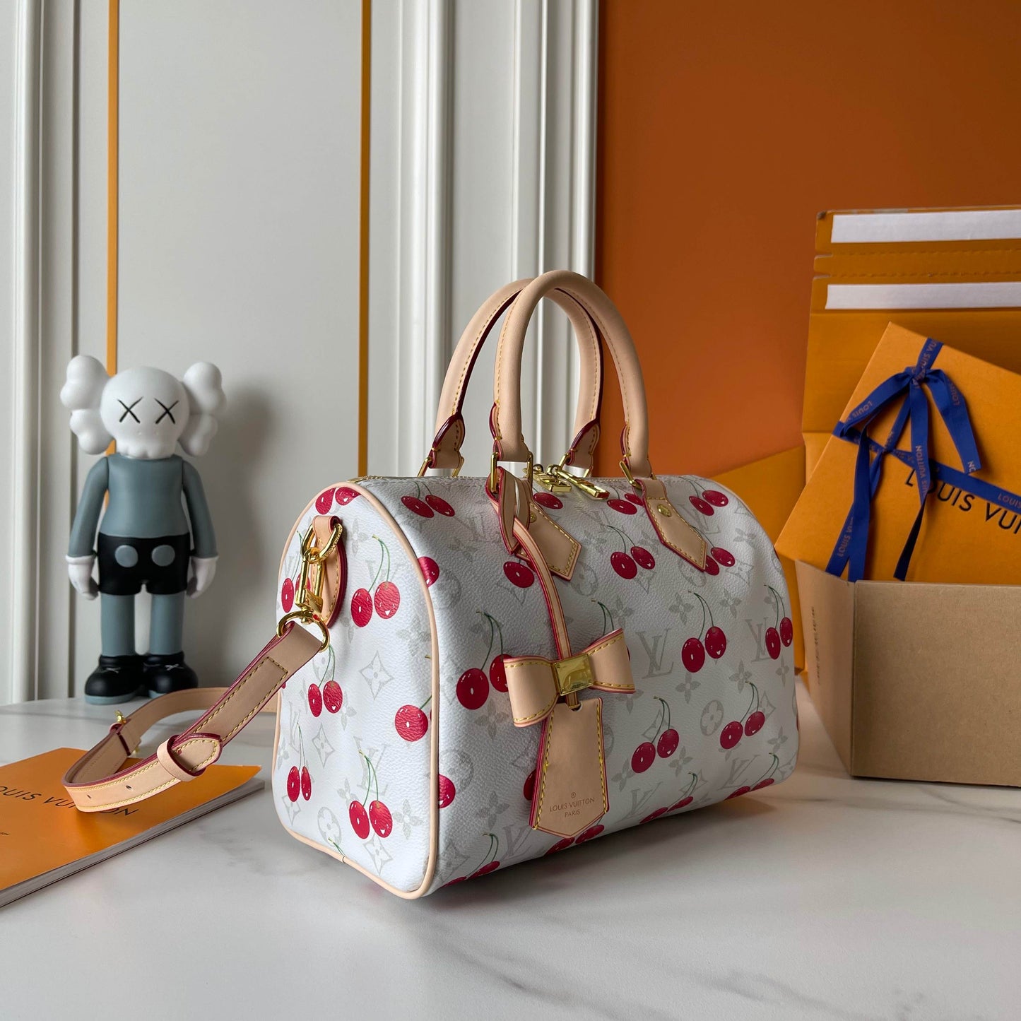 175NE2BDE Stylish leather bag