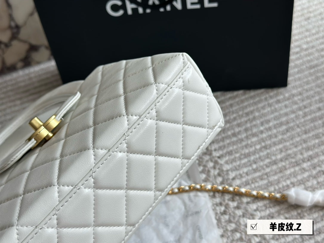 6XC422BDE Stylish leather bag