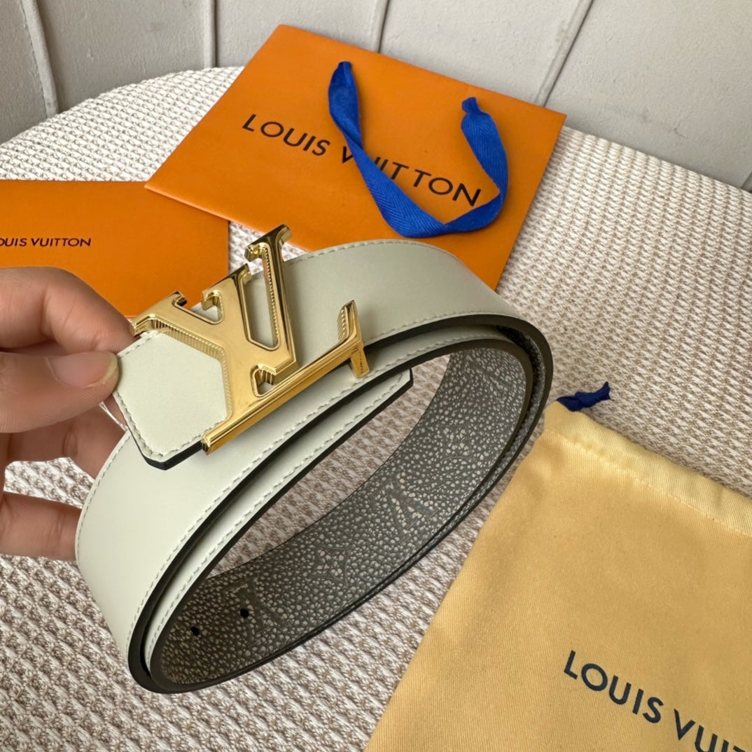 14E72PDE Stylish  High quality belt With full package