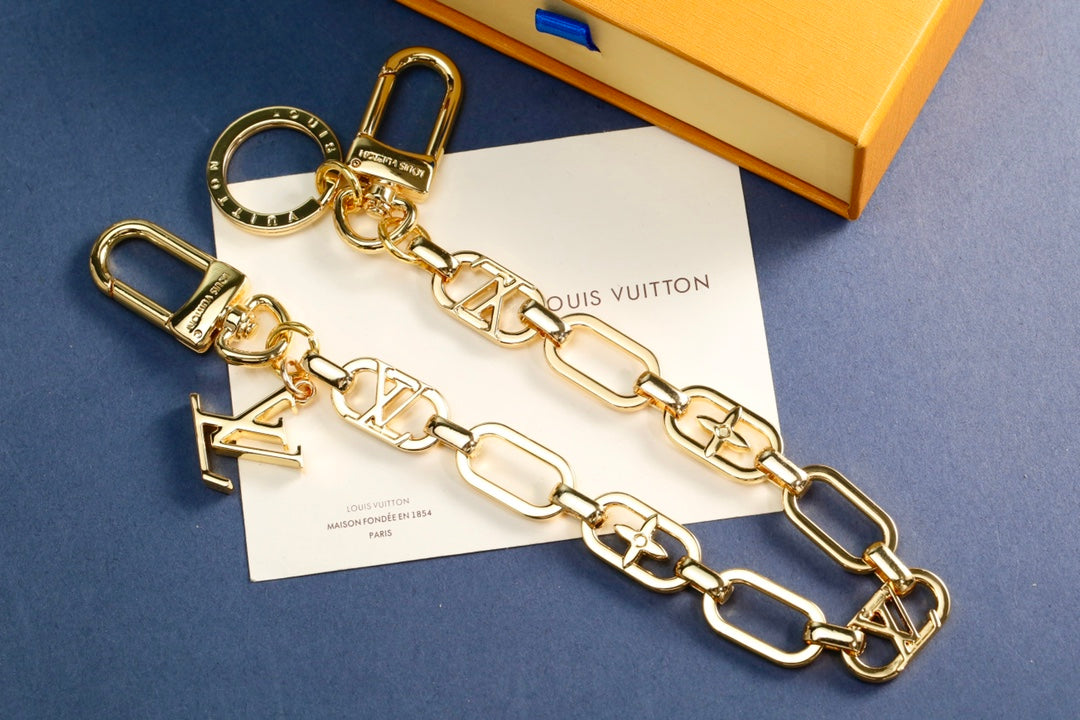 14E1ADE Stylish key closure