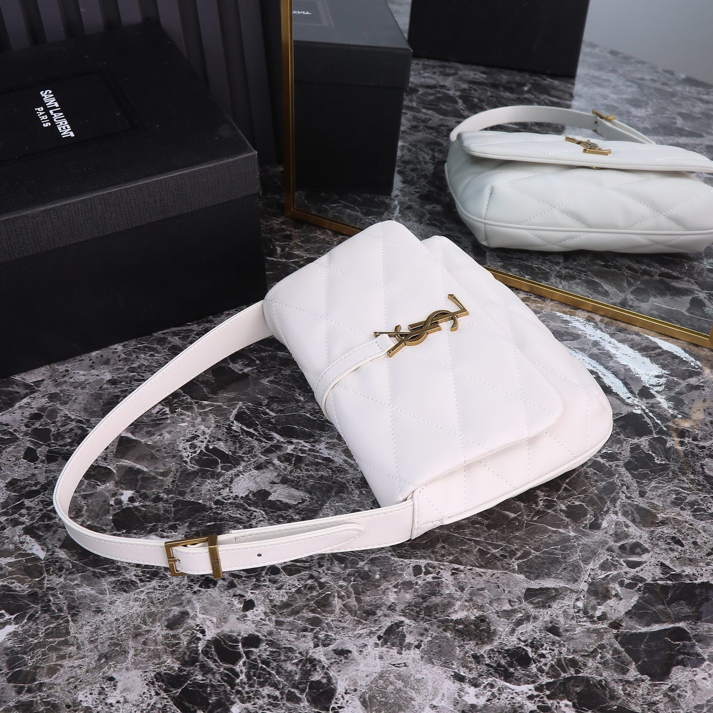XSL9BDE Stylish leather bag 