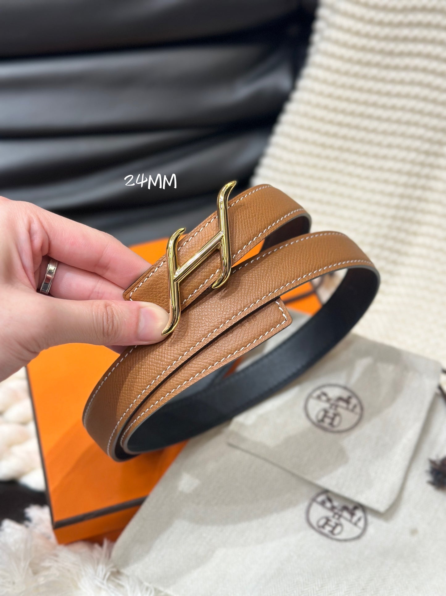 1WH193PDE Stylish  High quality belt With full package