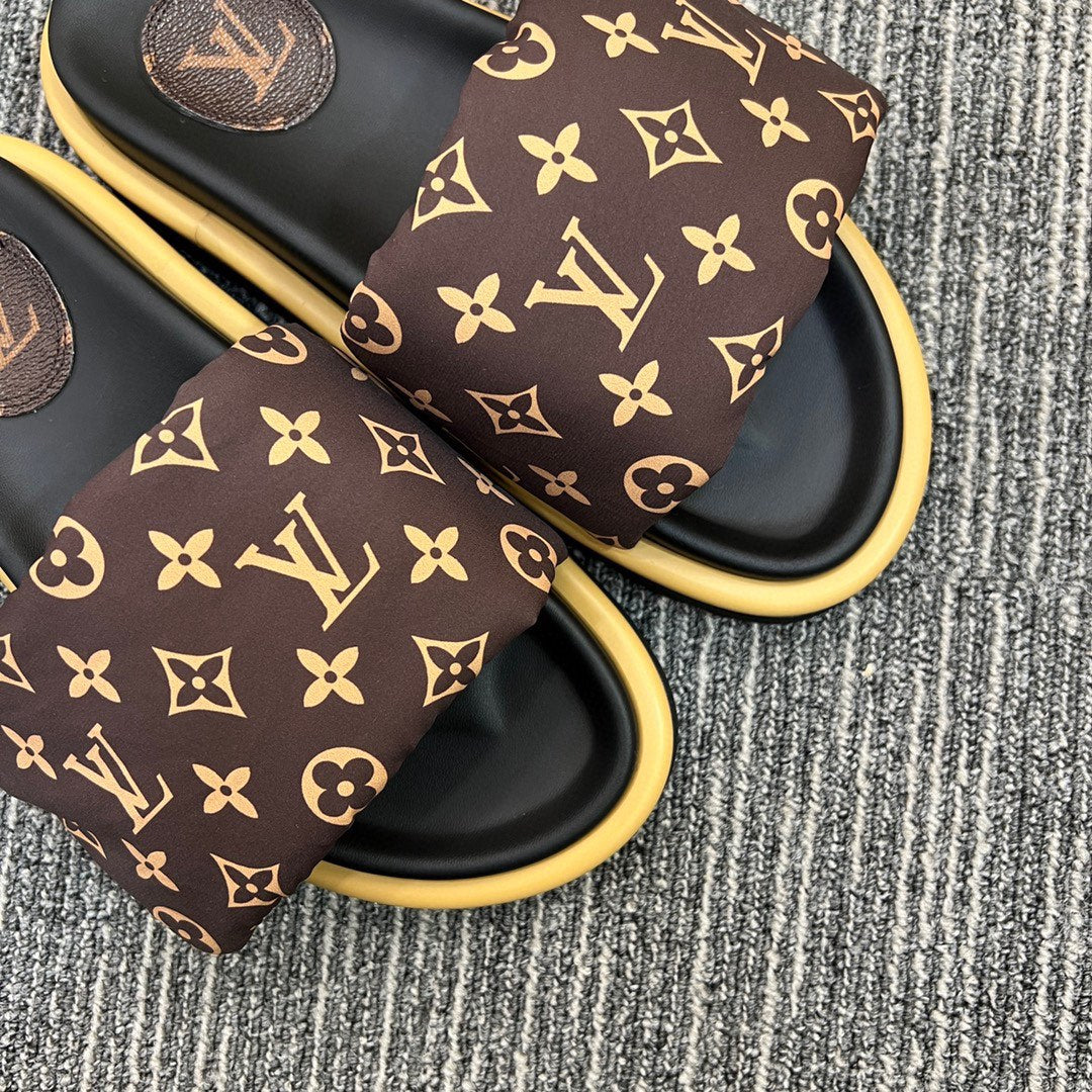 5XF120ZDE Stylish leather quality Slippers