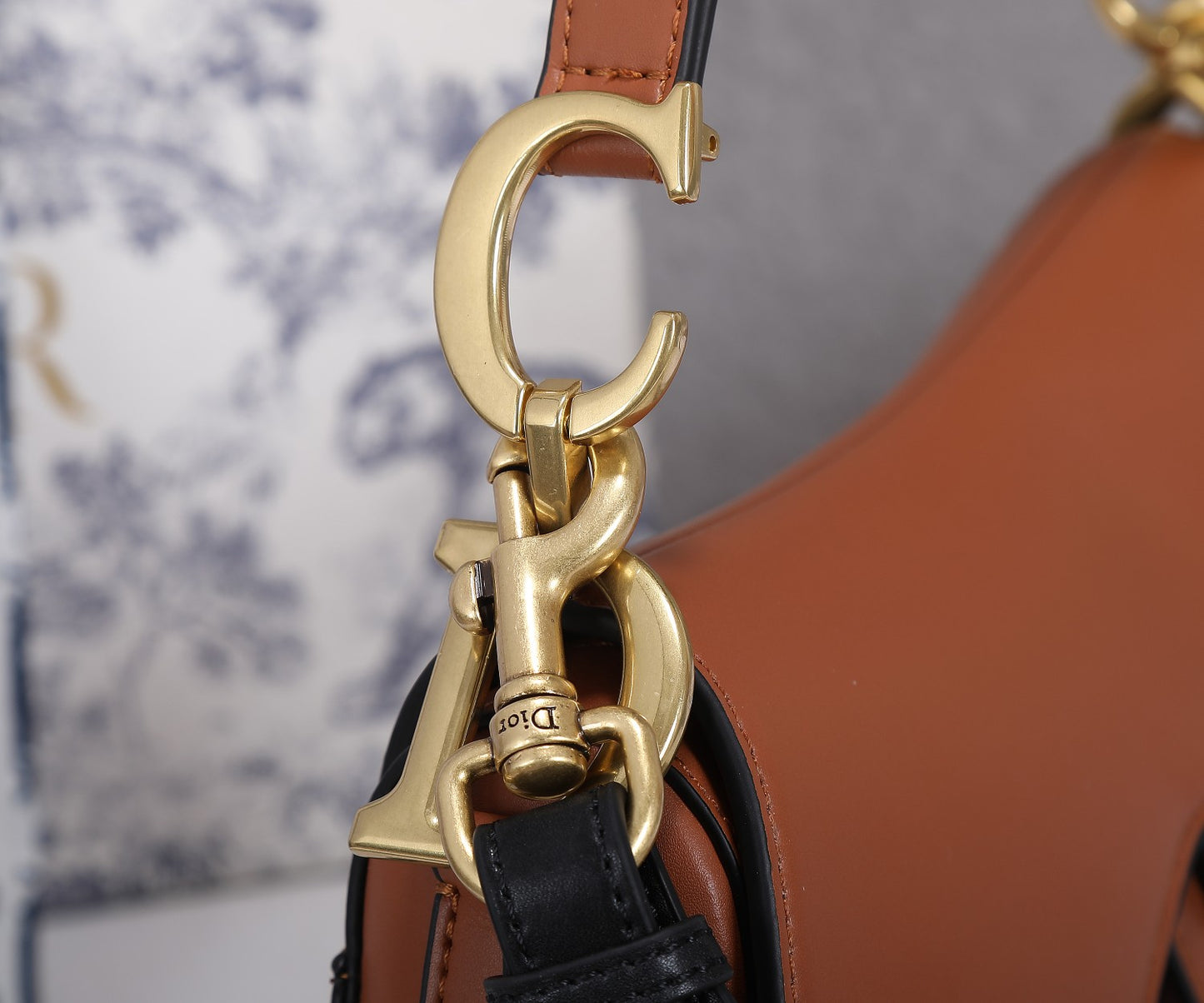 5D11BDE Stylish leather bag 