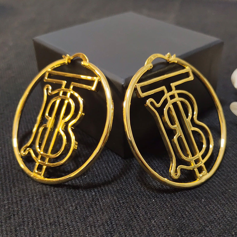 1YJ441EDE Stylish Earrings