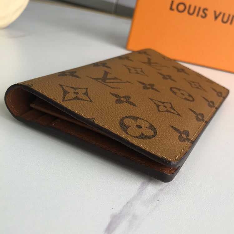 E2BDE Stylish leather wallets