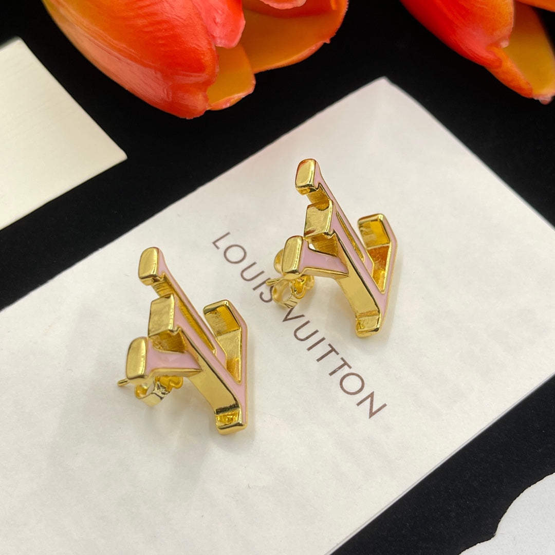 1NE241EDE Stylish Earrings