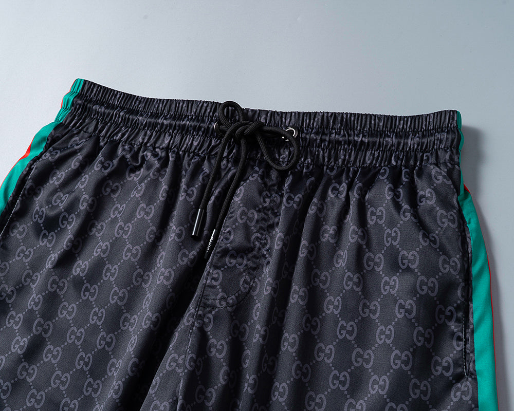 145RB100UDE Stylish shorts