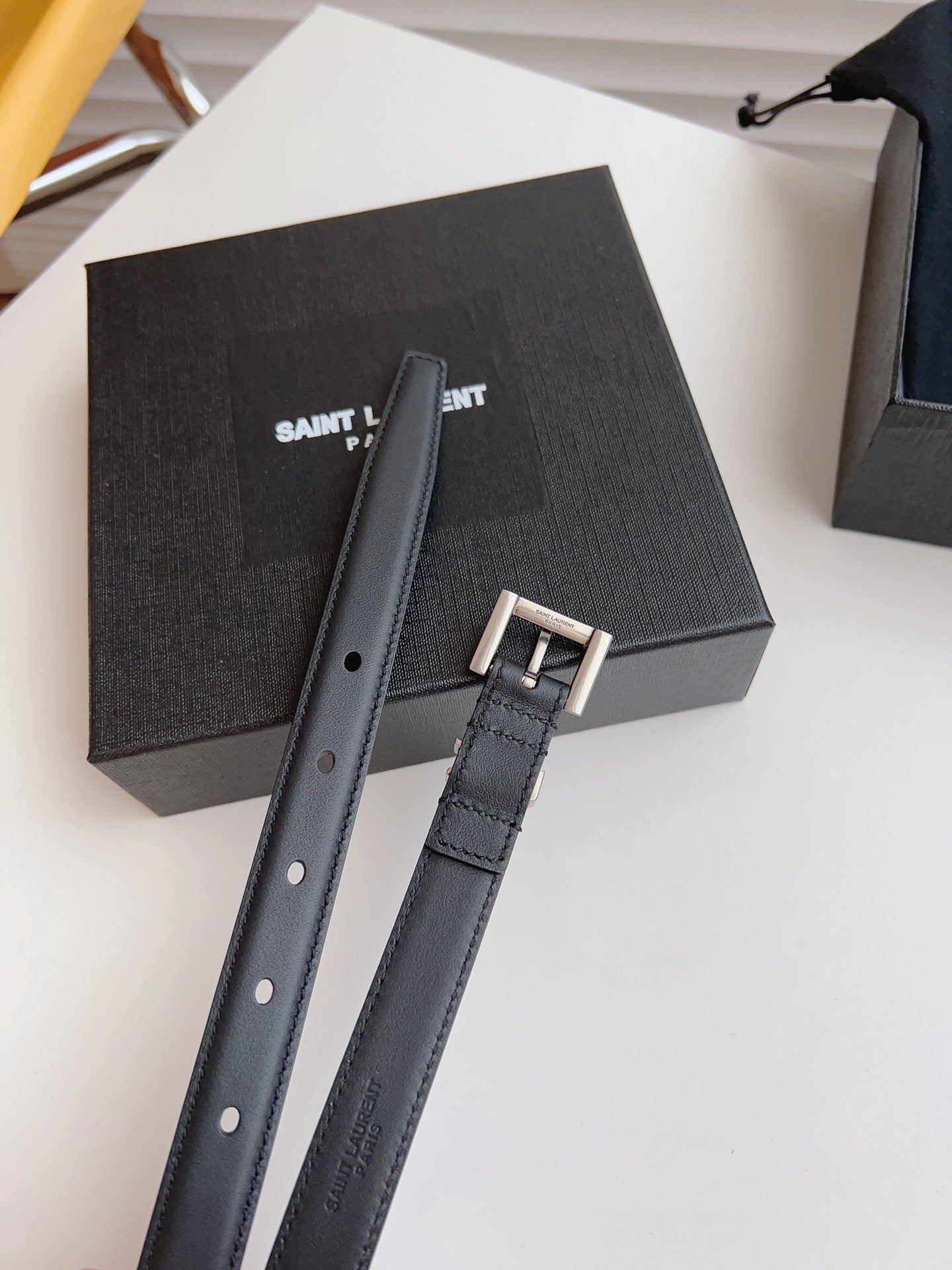 155RSL224PDE Stylish  High quality belt With full package