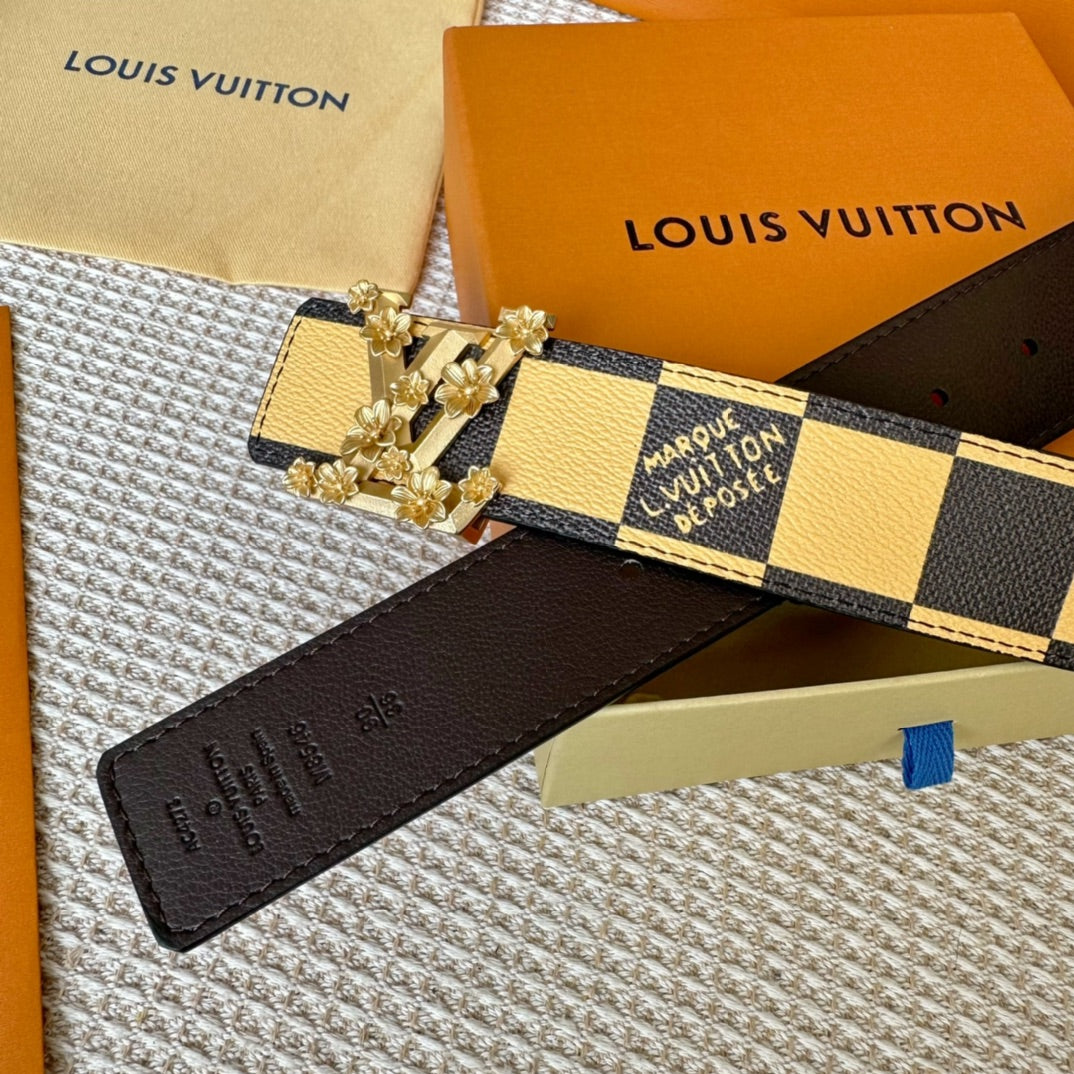 14E64PDE Stylish  High quality belt With full package