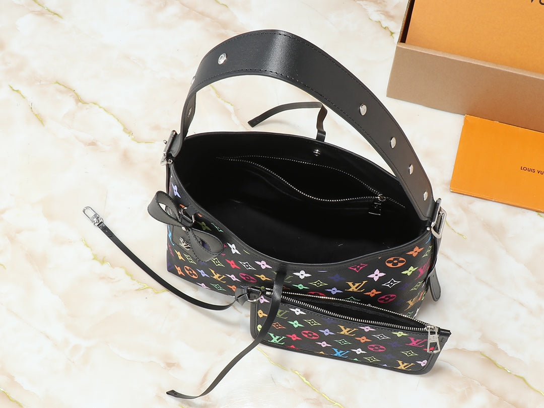 1WE63BDE Stylish leather bag