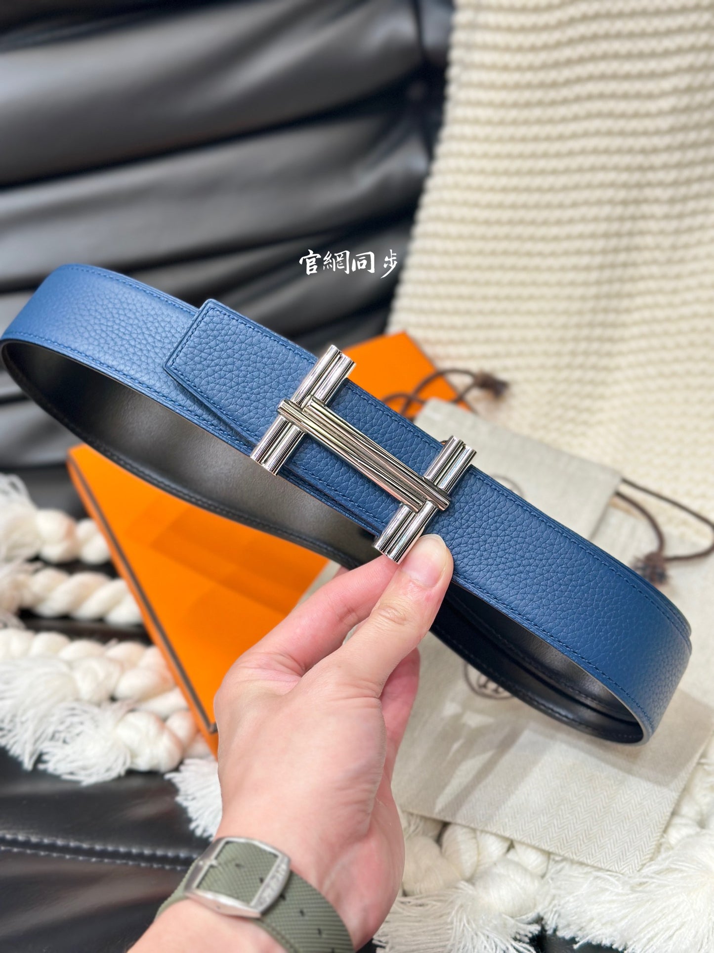 1WH192PDE Stylish  High quality belt With full package