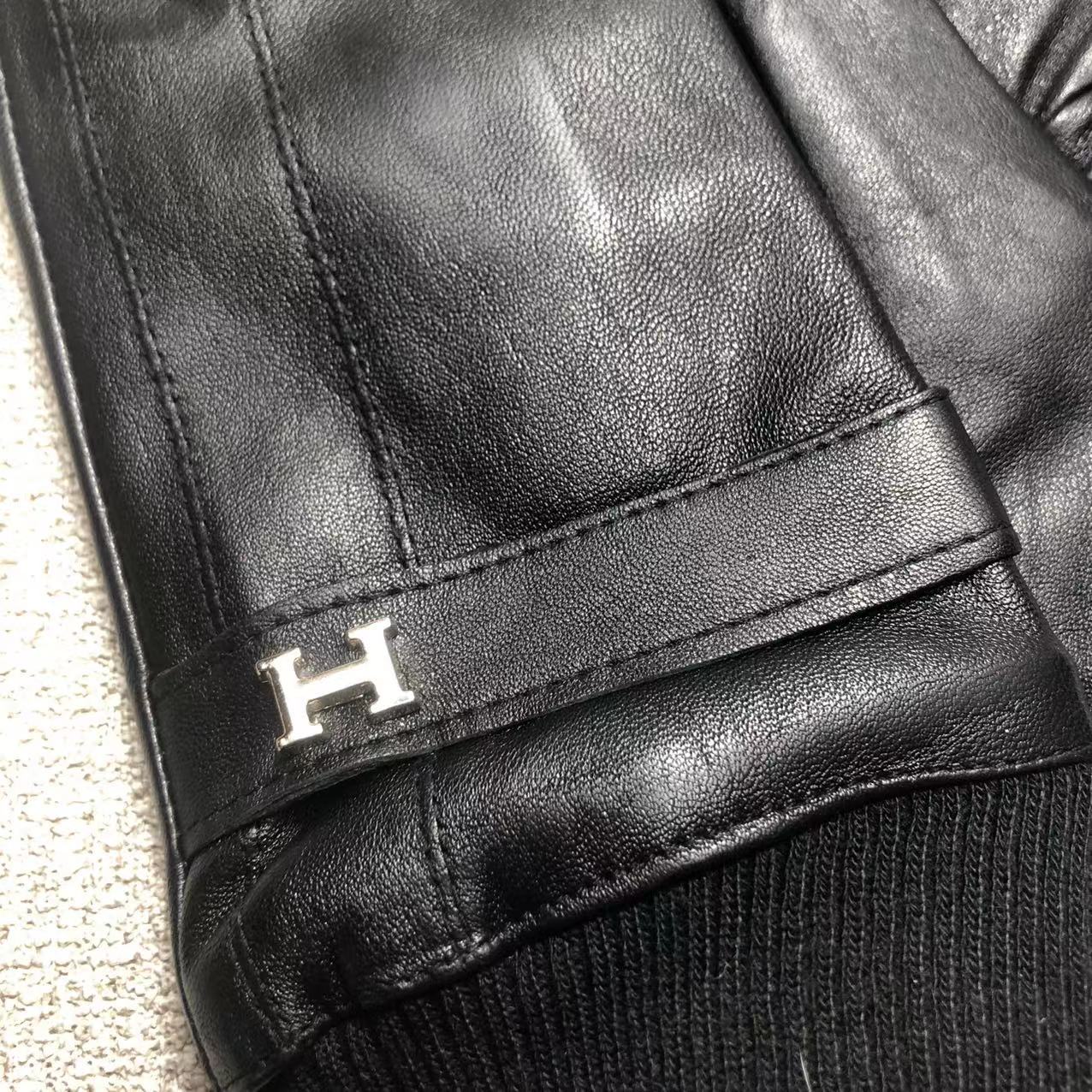 24H84SDE Stylish gloves