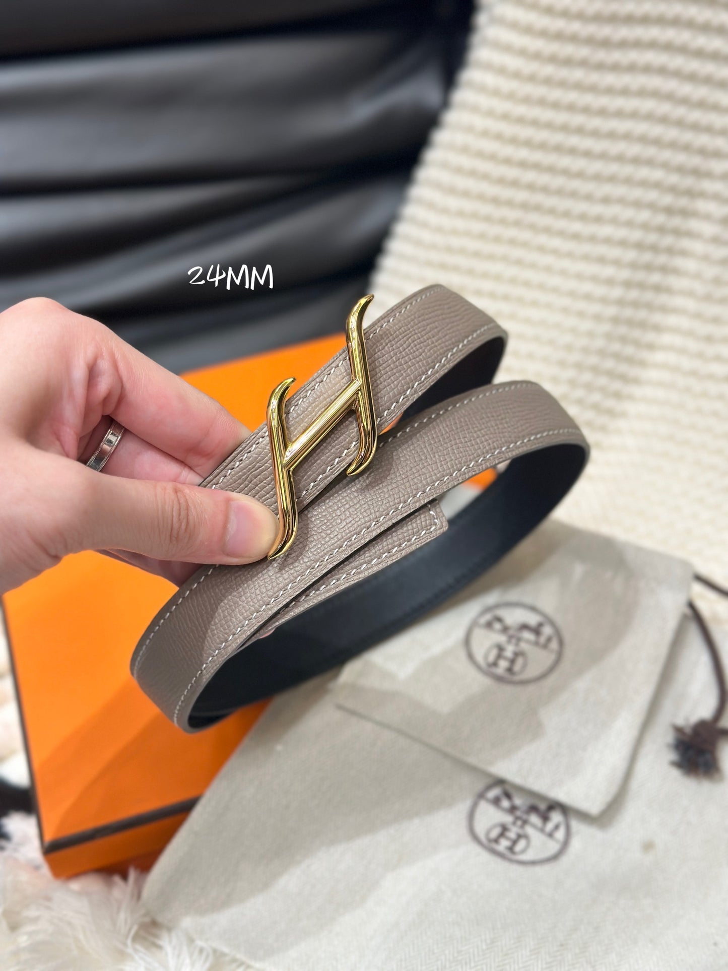 1WH193PDE Stylish  High quality belt With full package