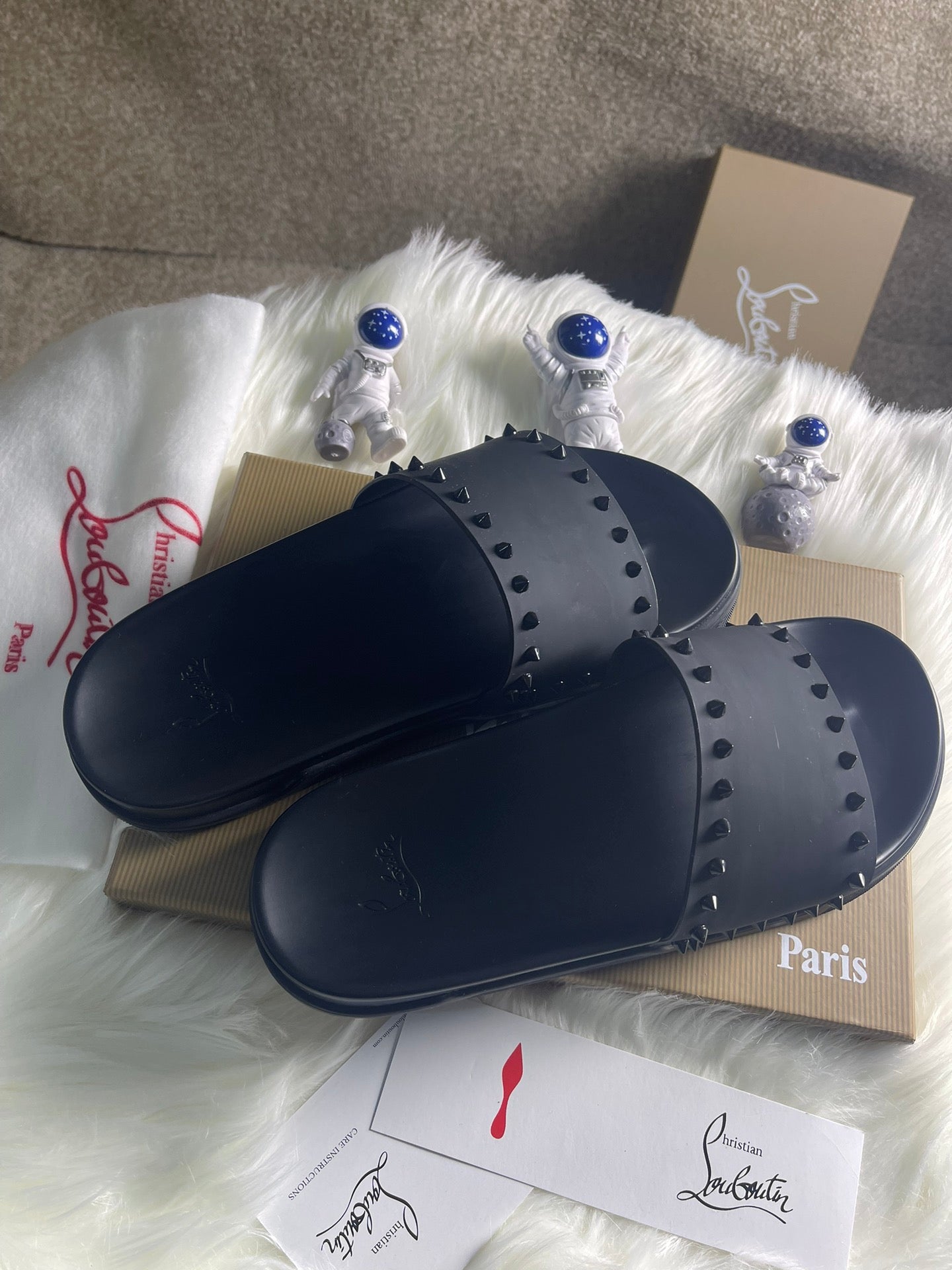 J4A26ZDE Stylish Slippers