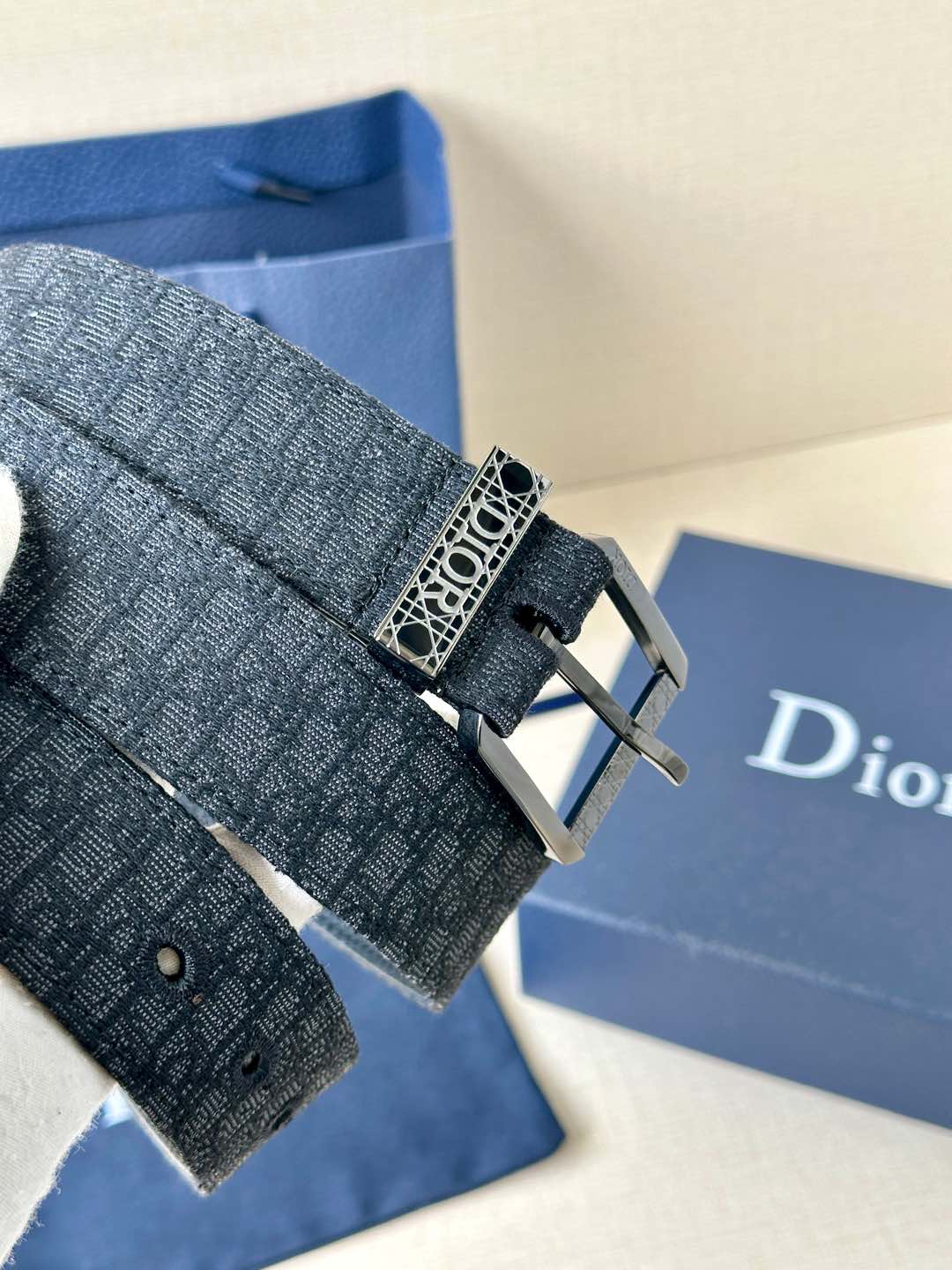 1WD156PDE Stylish  High quality belt With full package