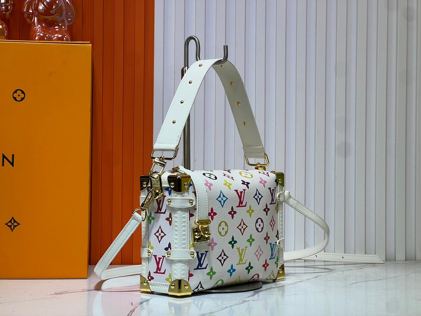 1WE101BDE Stylish leather bag