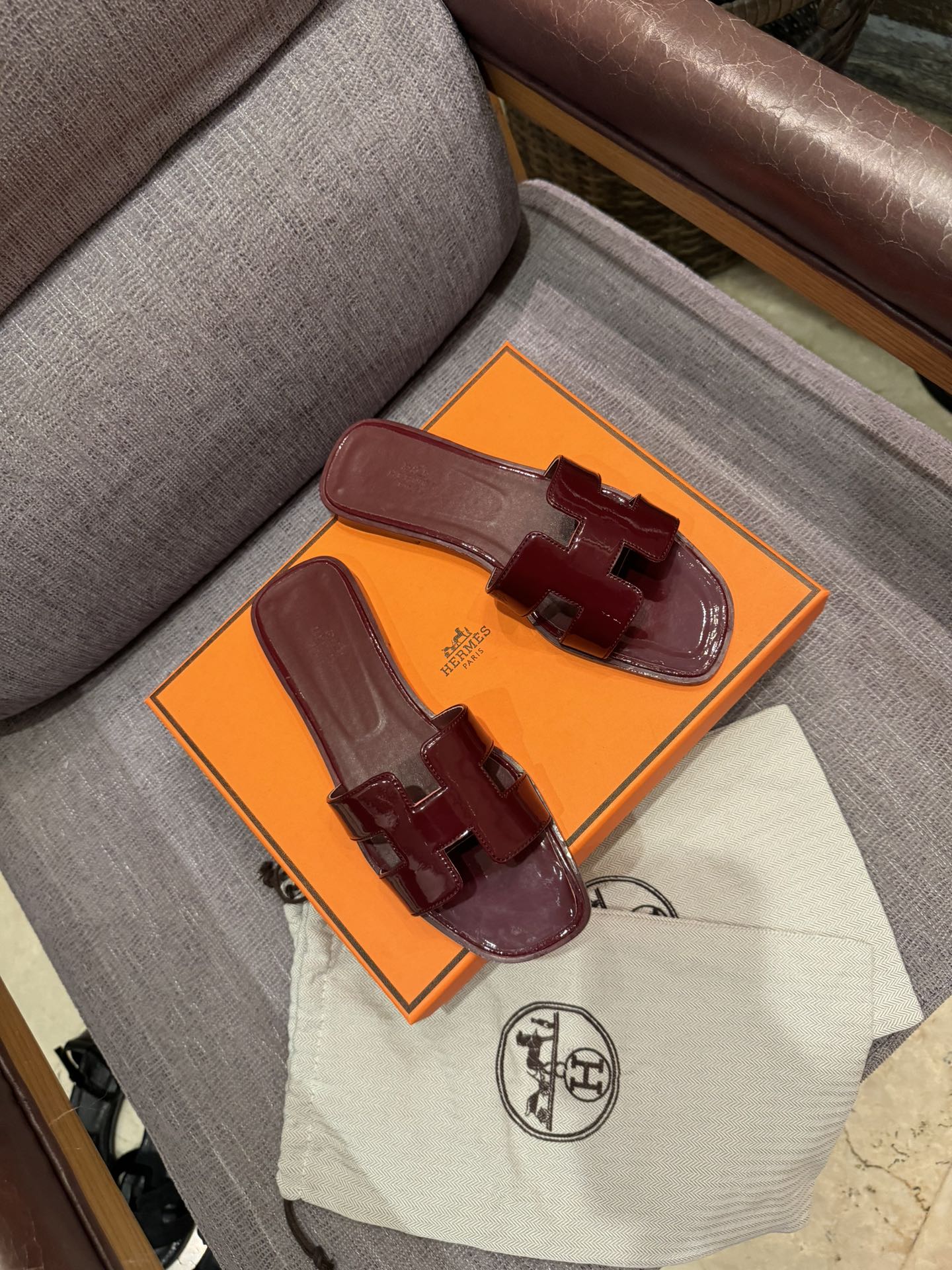 155ZH310ZDE Stylish Slippers