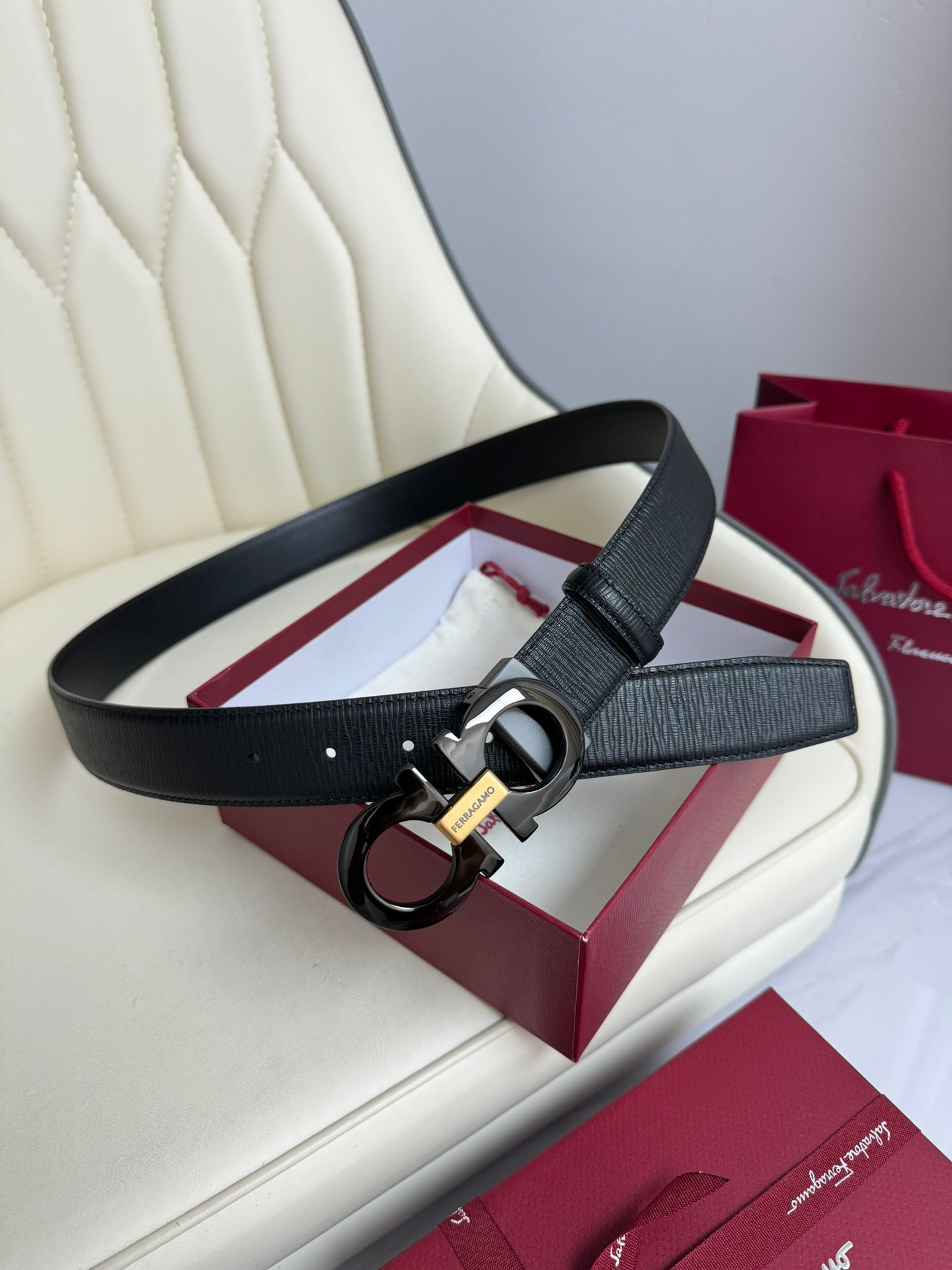 1WA171PDE Stylish  High quality belt With full package
