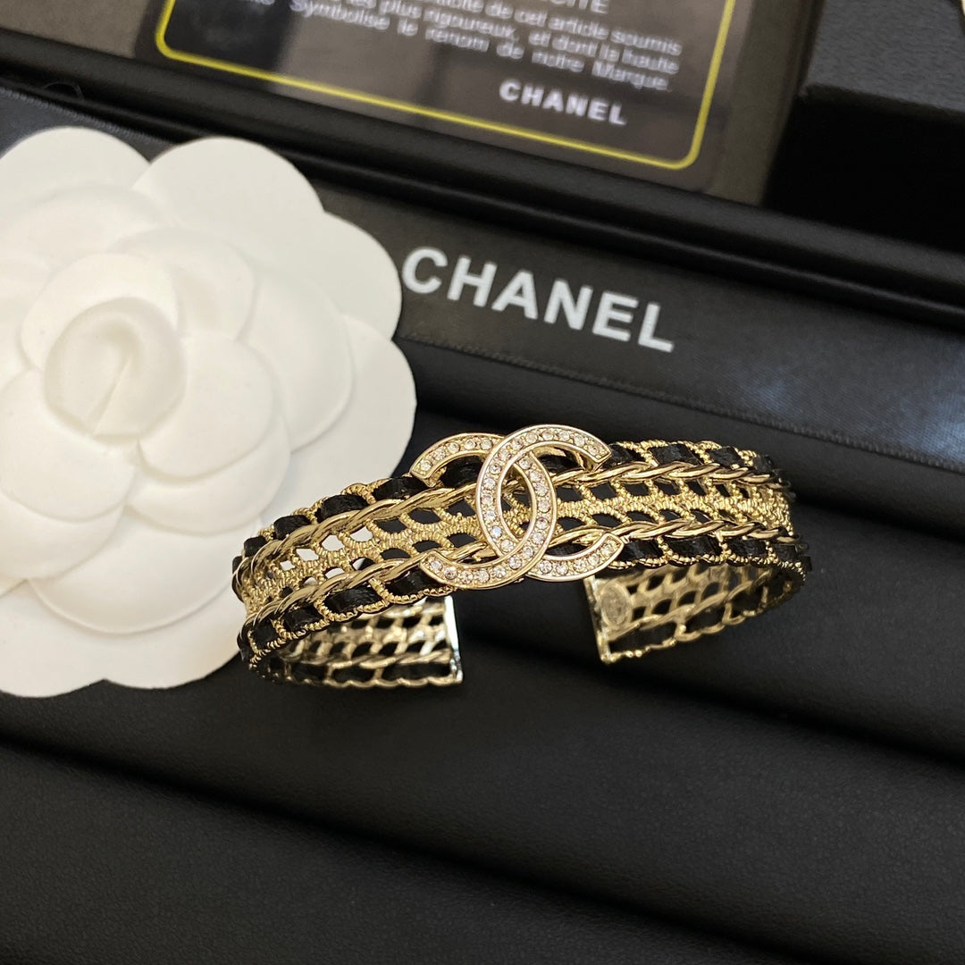 14C340KDE Stylish Bracelets