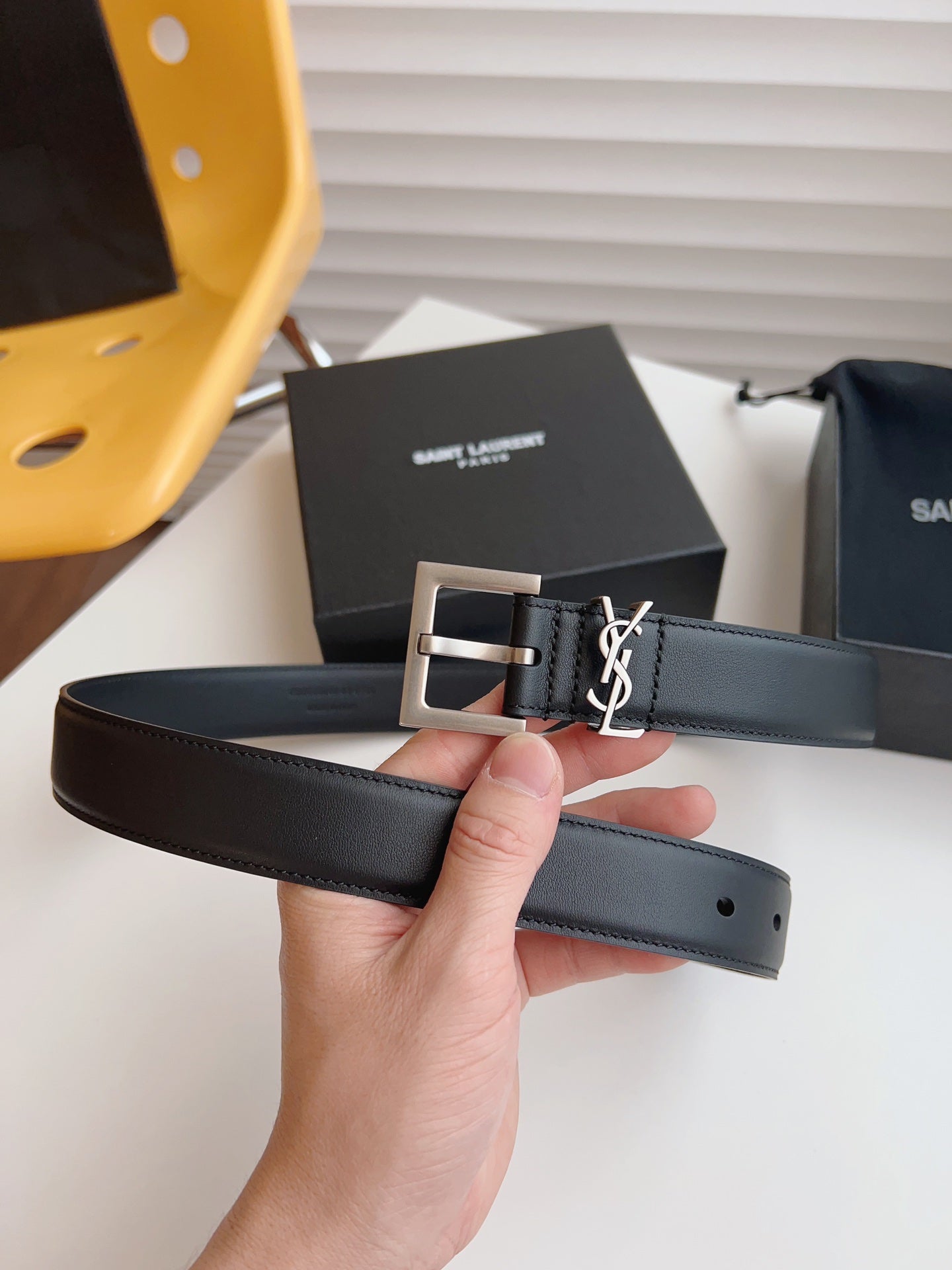 155RSL224PDE Stylish  High quality belt With full package