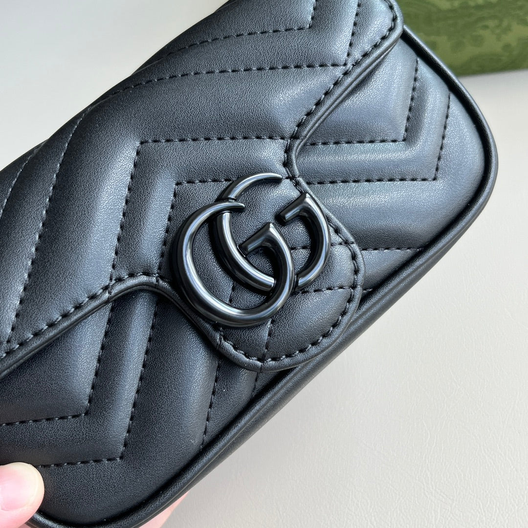 1XB53BDE Stylish leather bag