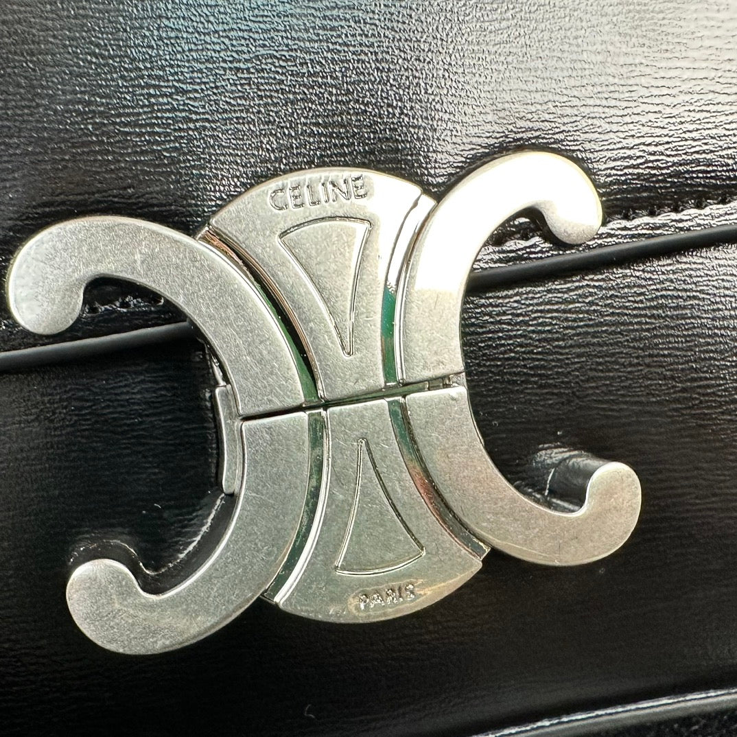 1XE271BDE Stylish leather bag 