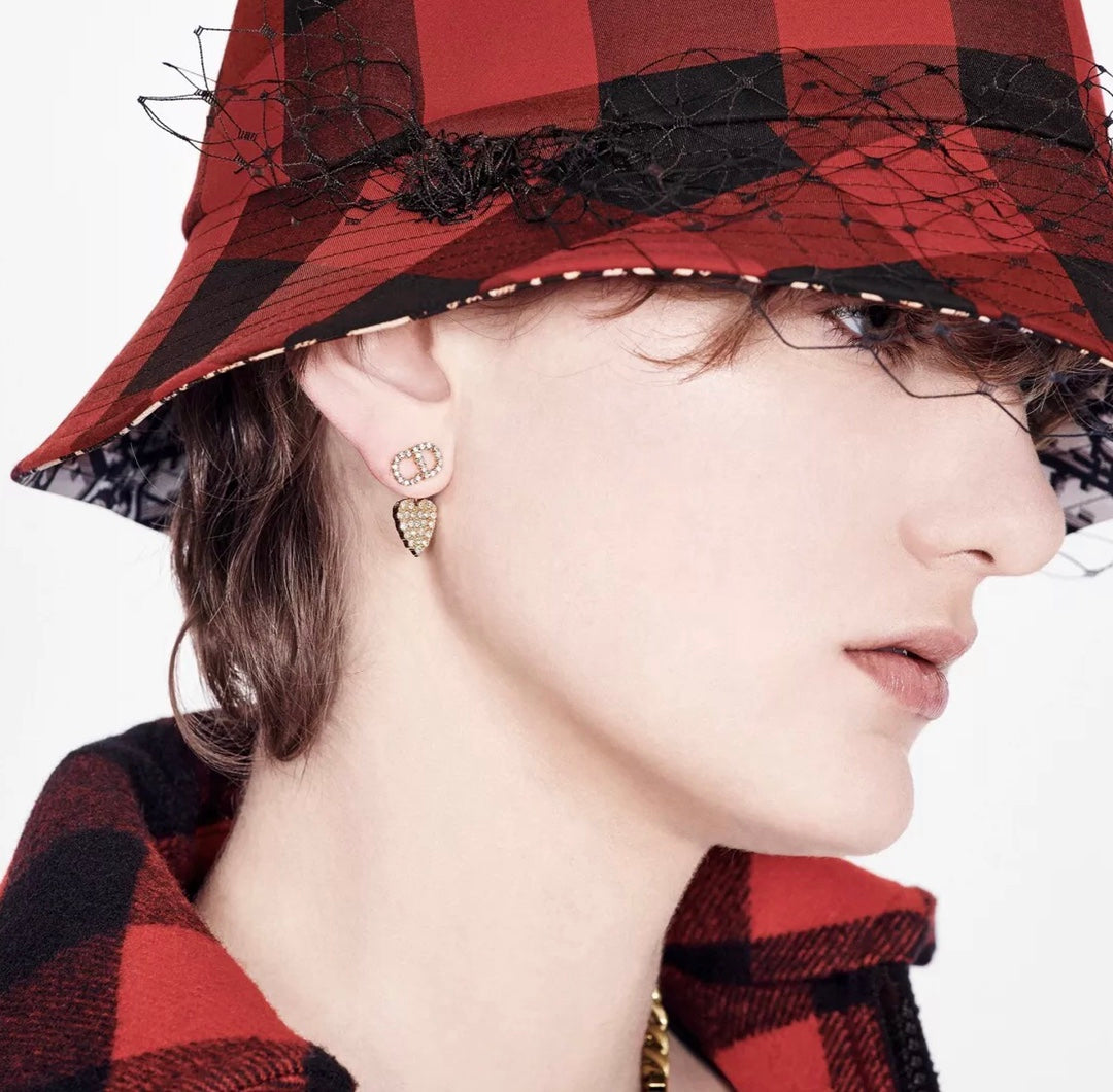 14D542EDE Stylish Earrings