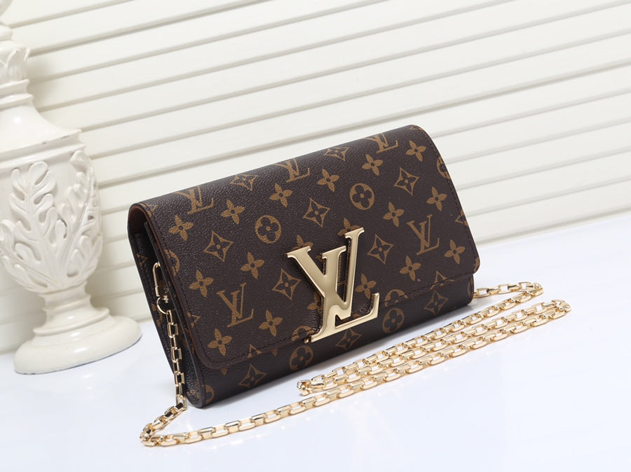 1XE72BDE Stylish leather bag