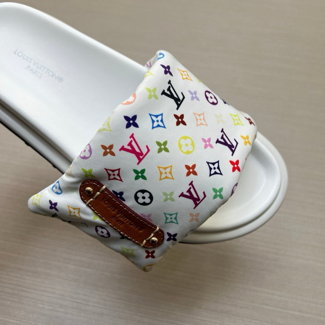 5QE6ZDE Stylish Slippers