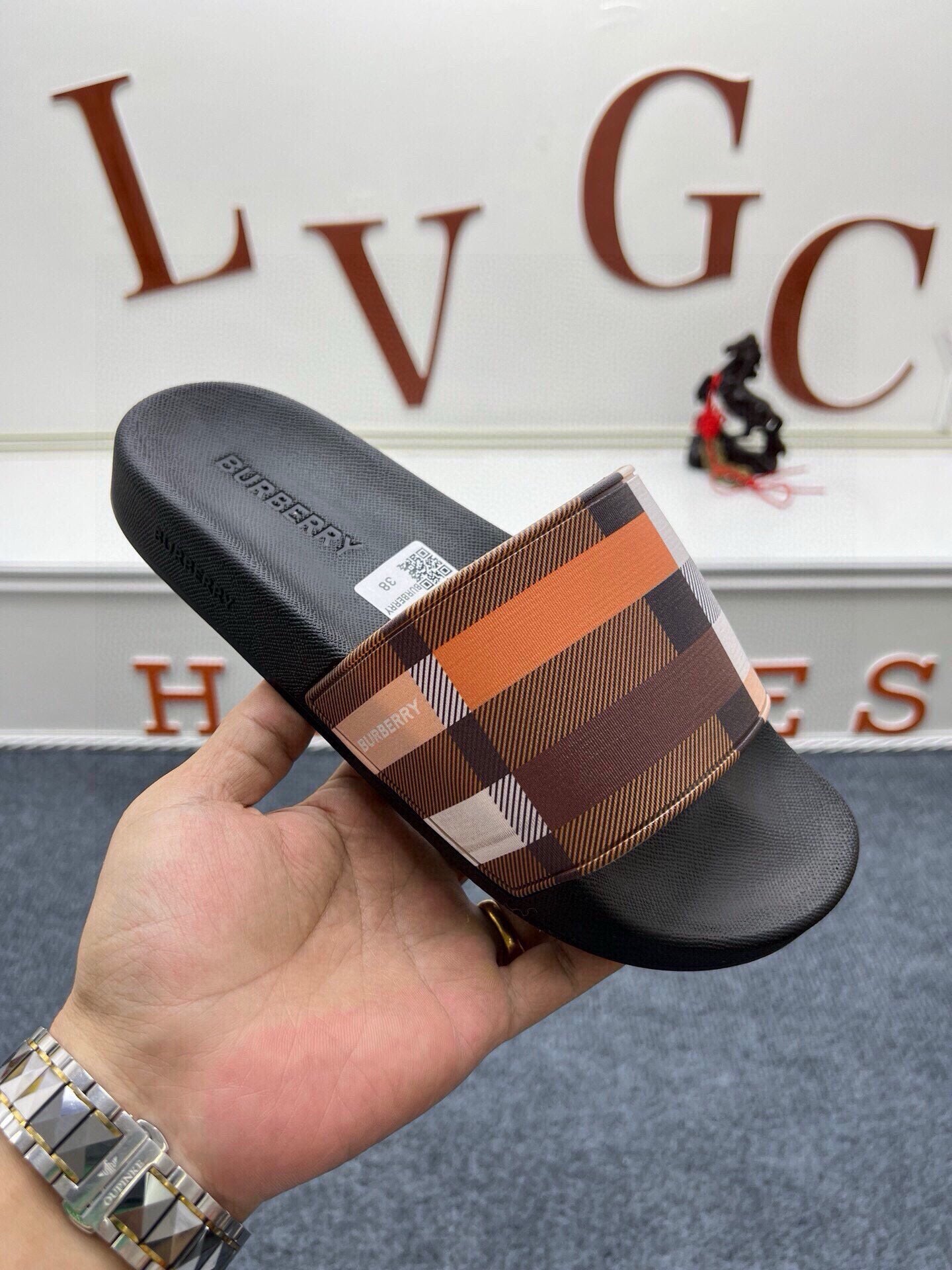 535ZR252ZDE Stylish Slippers