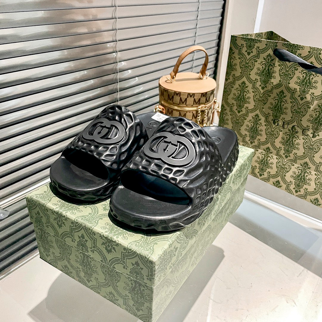 14B185ZDE Stylish Slippers