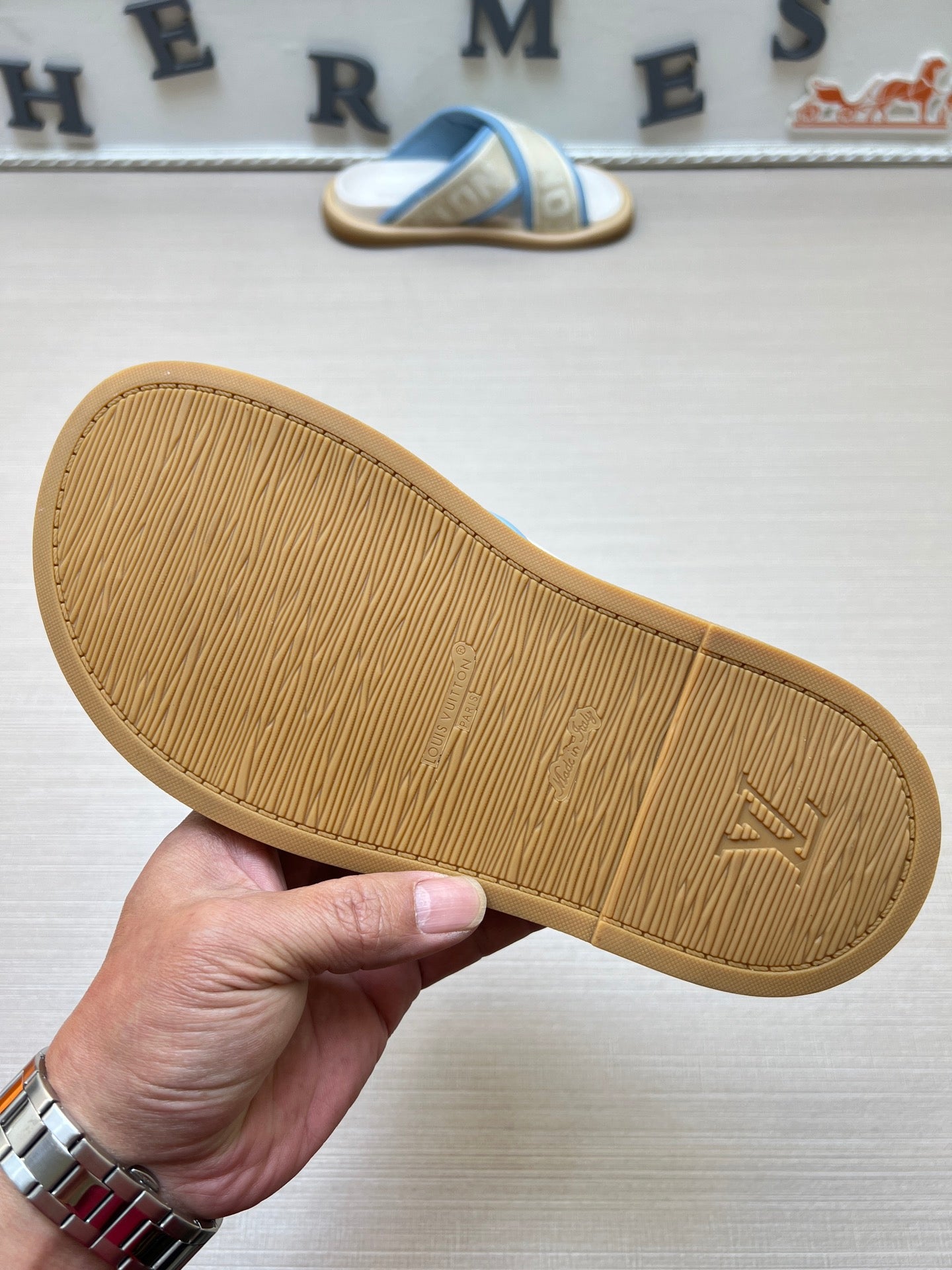 535ZE271ZDE Stylish Slippers