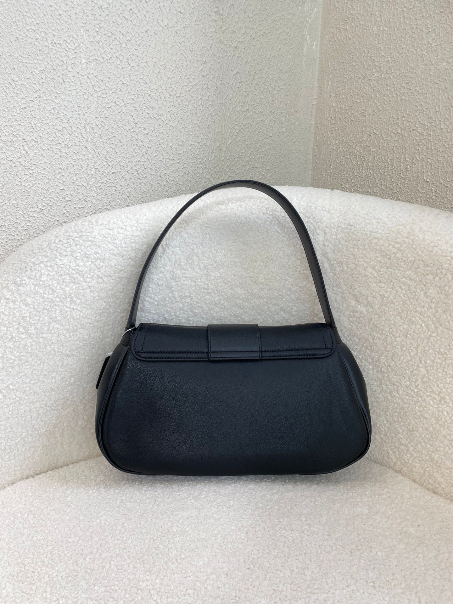 1XCL452BDE Stylish leather bag