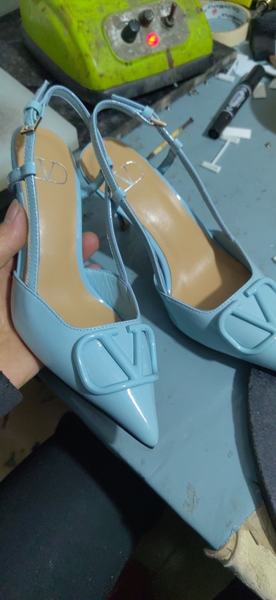 245RVL21ZDE Stylish leather  High heels