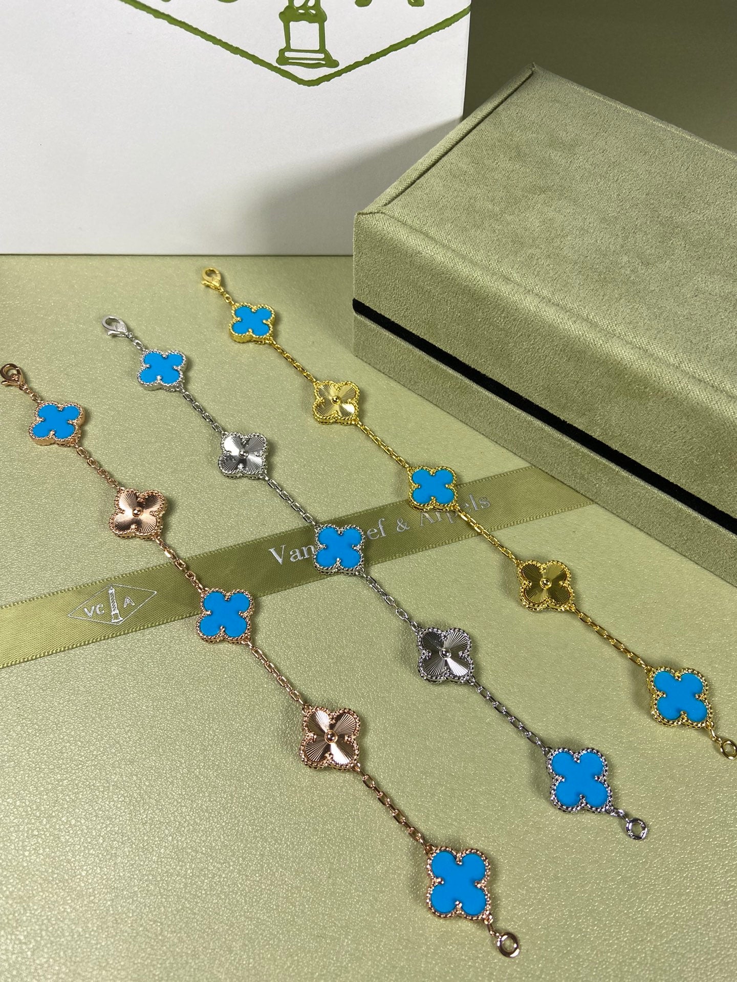 5XVA181KDE Stylish bracelets  5 flowers normal size1.5cm flower