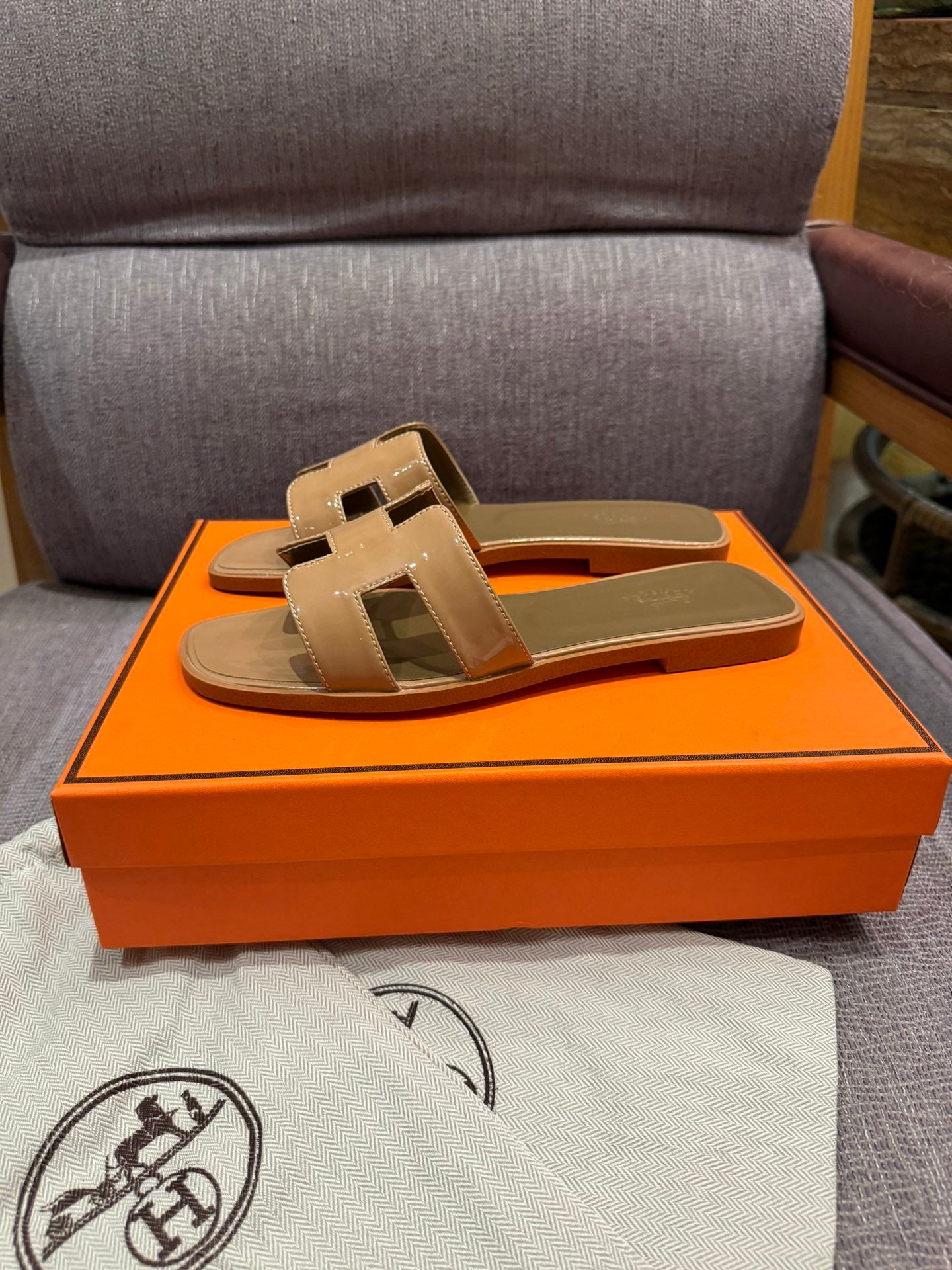 1ZH234ZDE Stylish Slippers