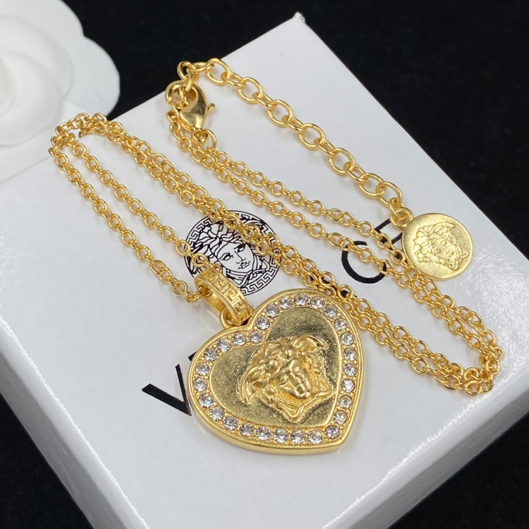 175RV76XDE Stylish Necklace . Earrings.Bracelets.
