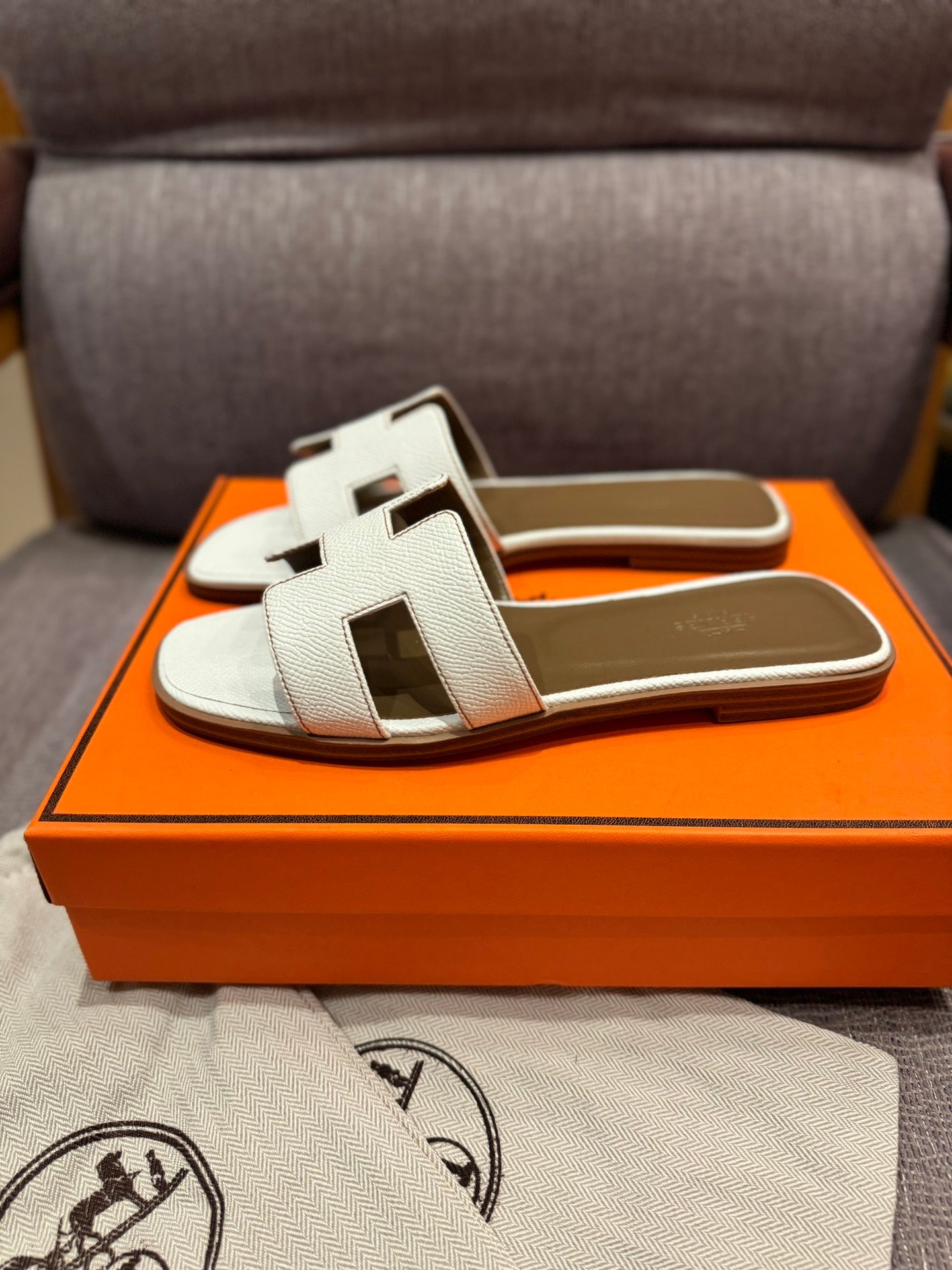 1ZH236ZDE Stylish Slippers