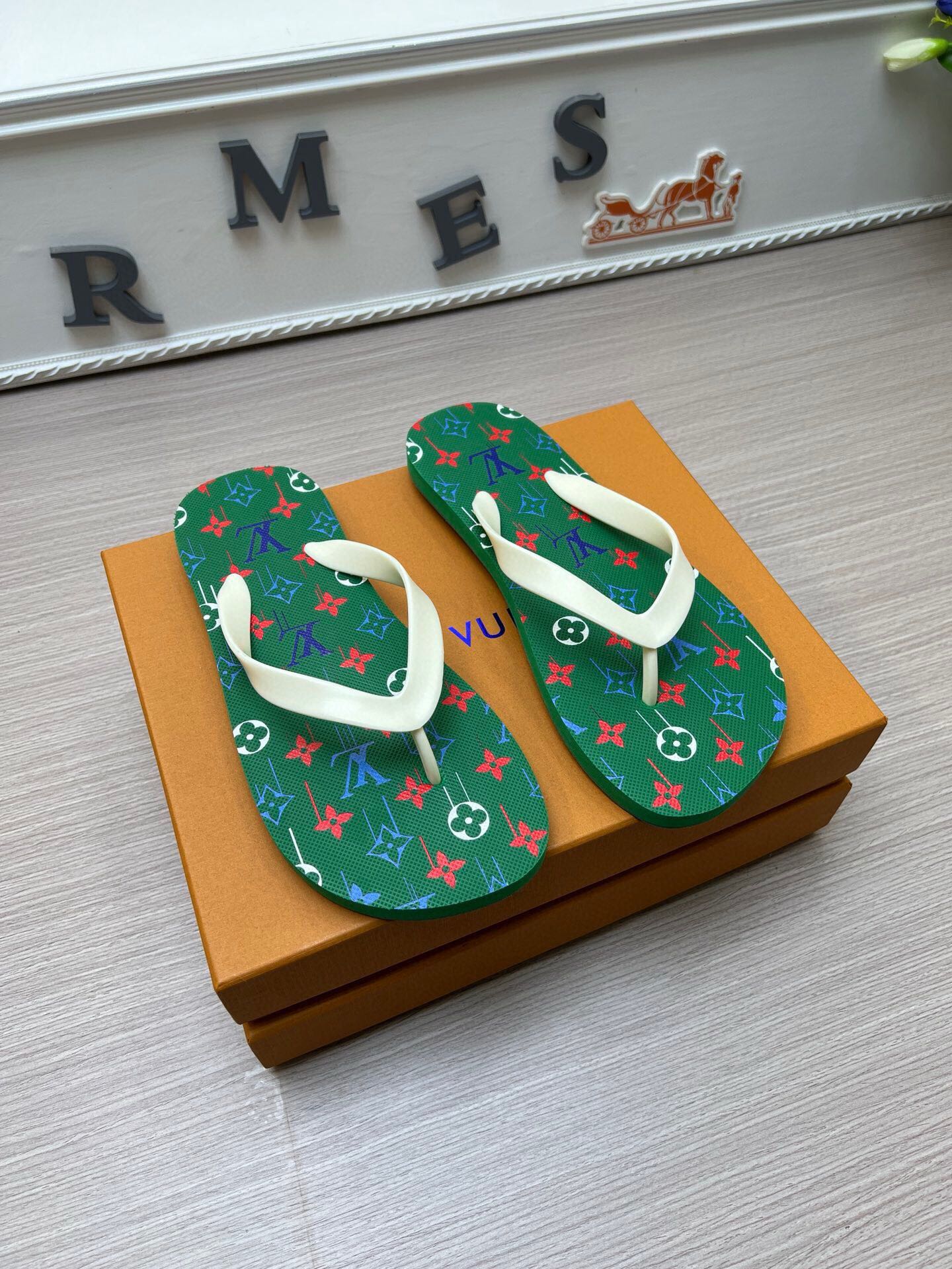 54E55ZDE Stylish slippers