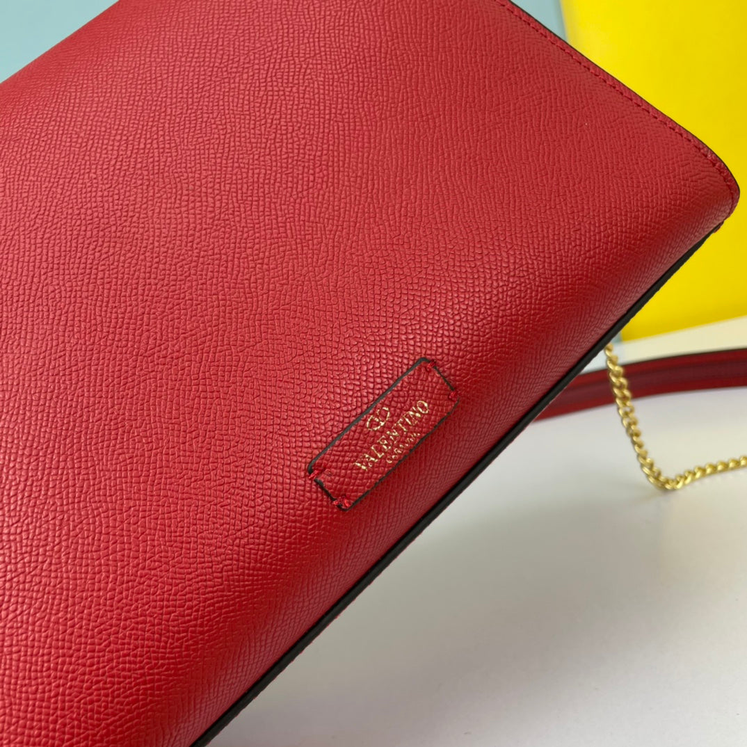 1XVL30BDE Stylish leather bag 